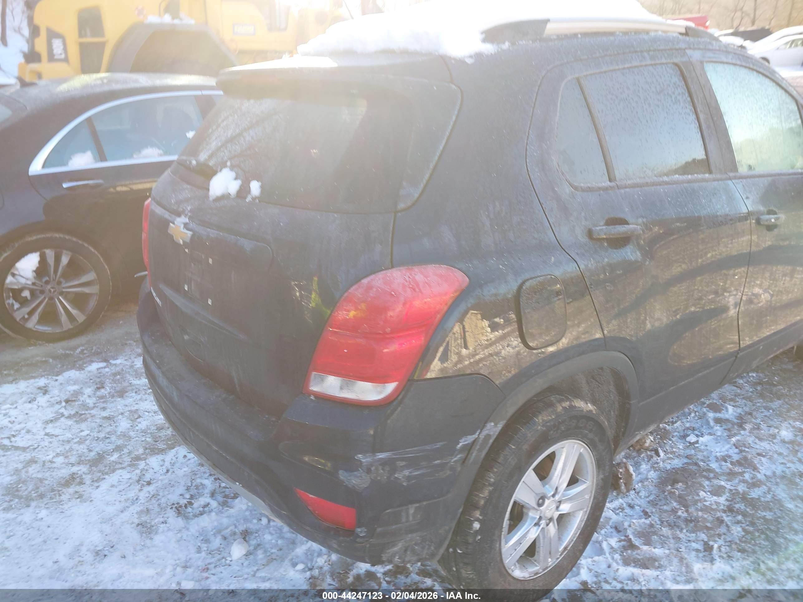 CHEVROLET TRAX image 6