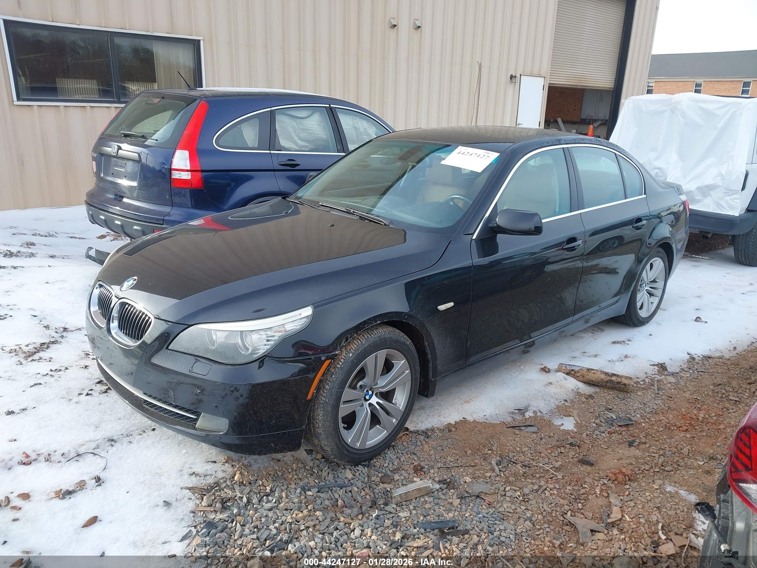 BMW 528I image 2