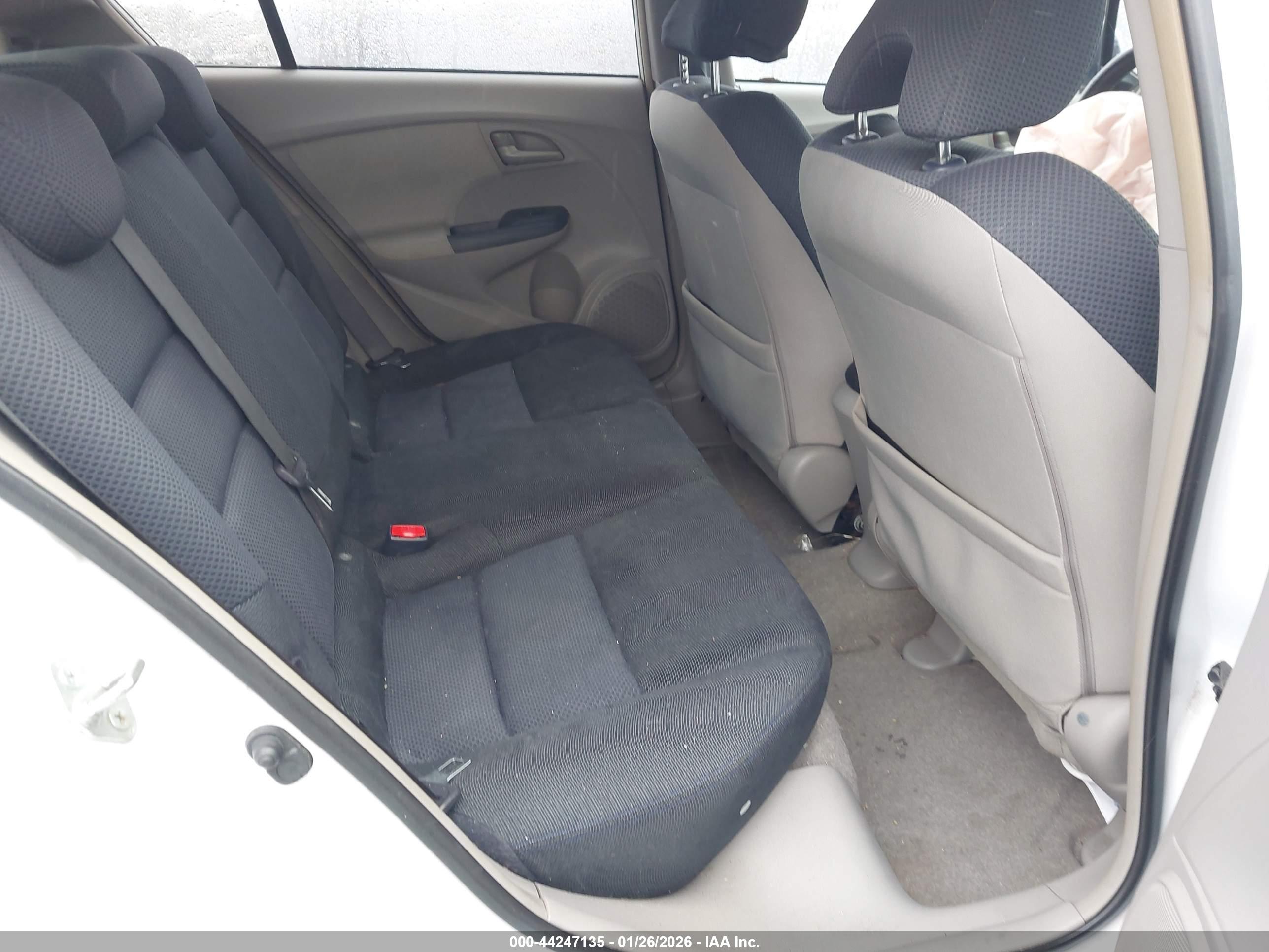 HONDA INSIGHT image 8