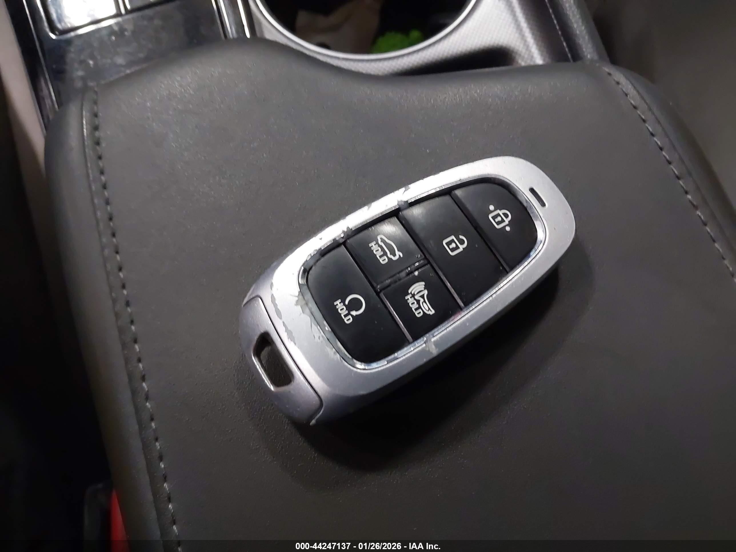HYUNDAI SONATA image 11