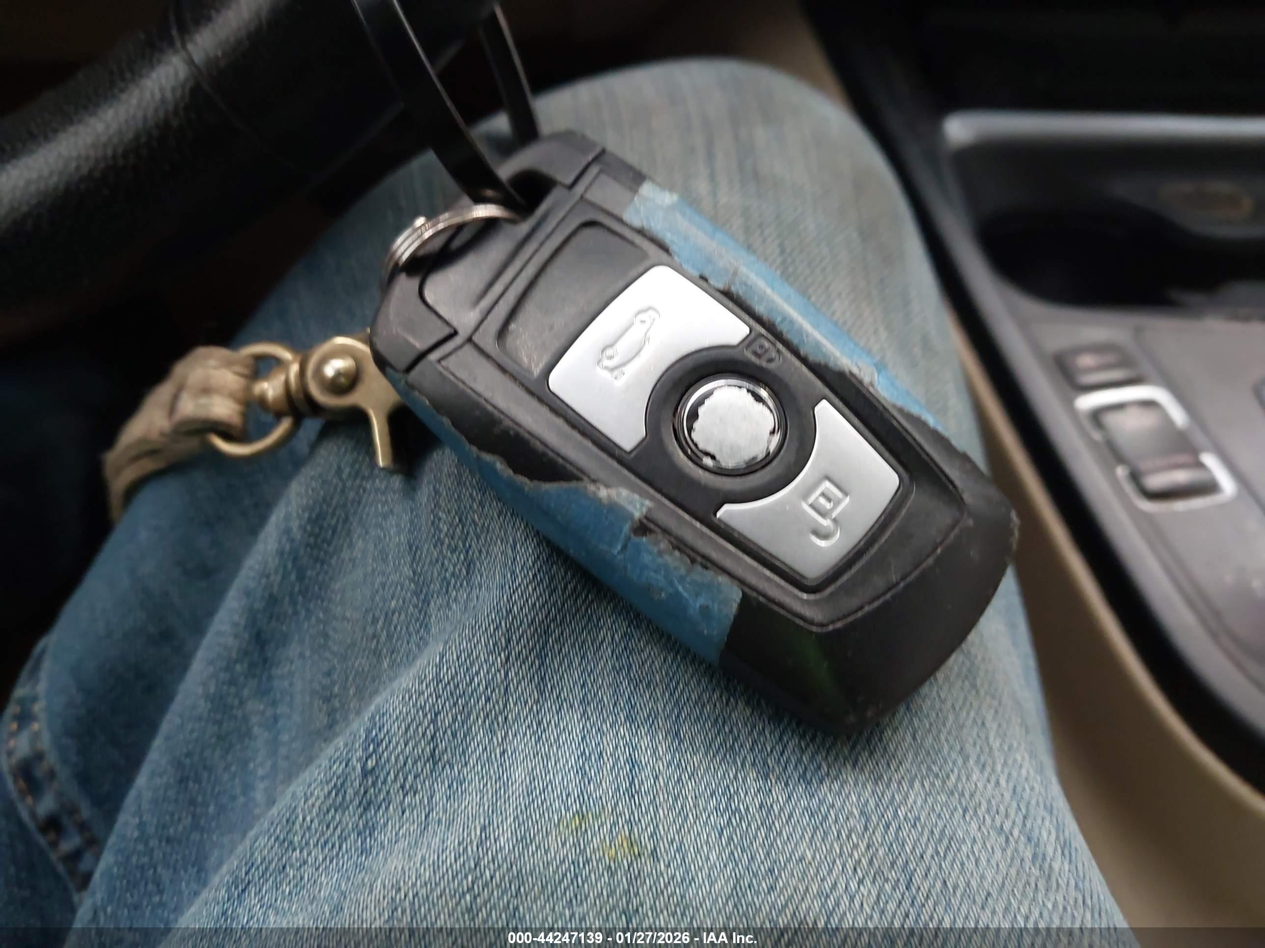 BMW 328I image 11
