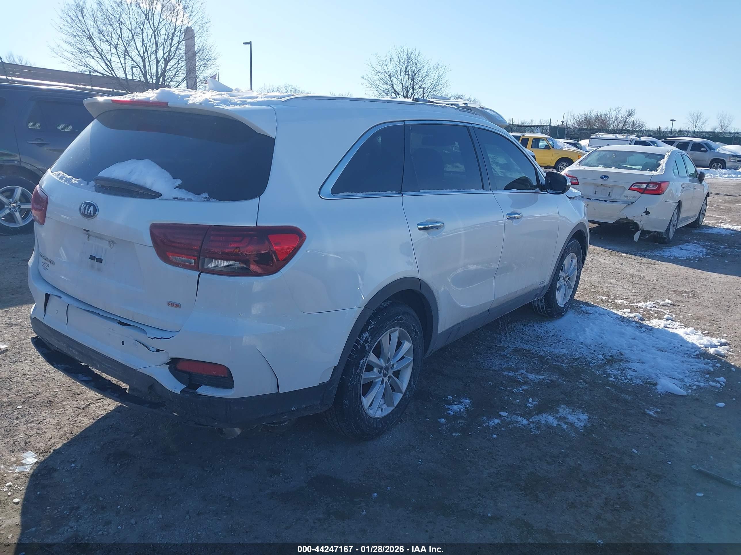 KIA SORENTO image 4