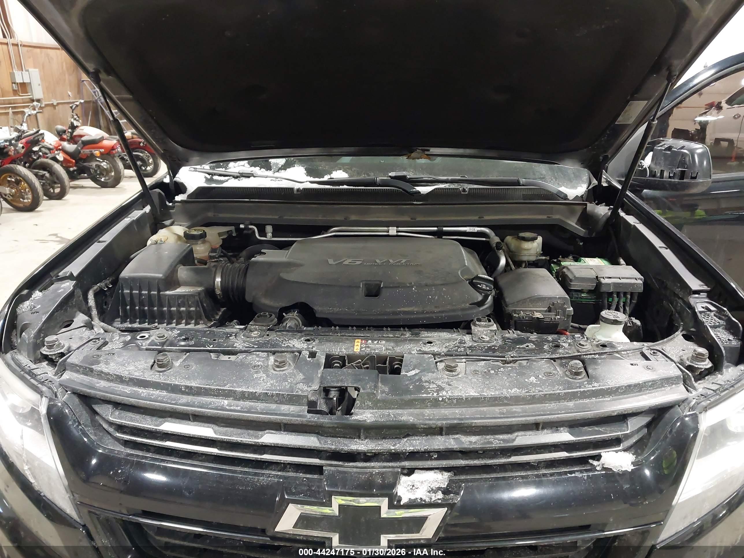 CHEVROLET COLORADO image 10