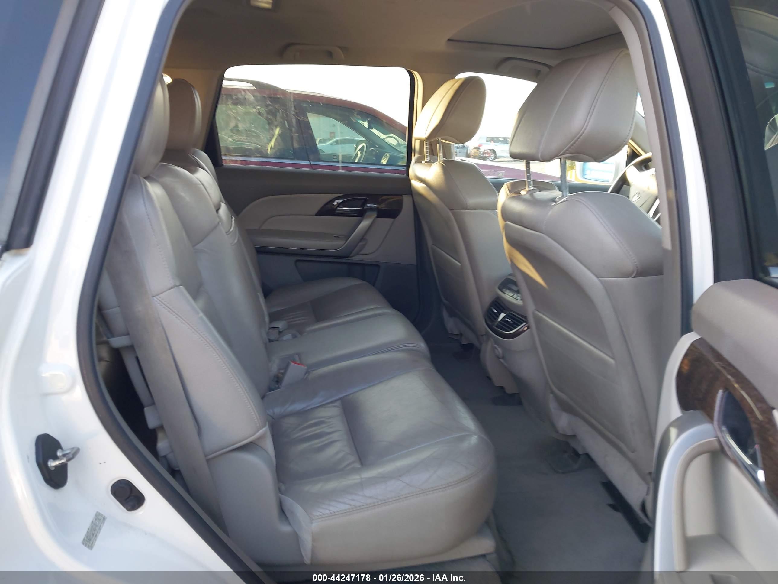 ACURA MDX image 8