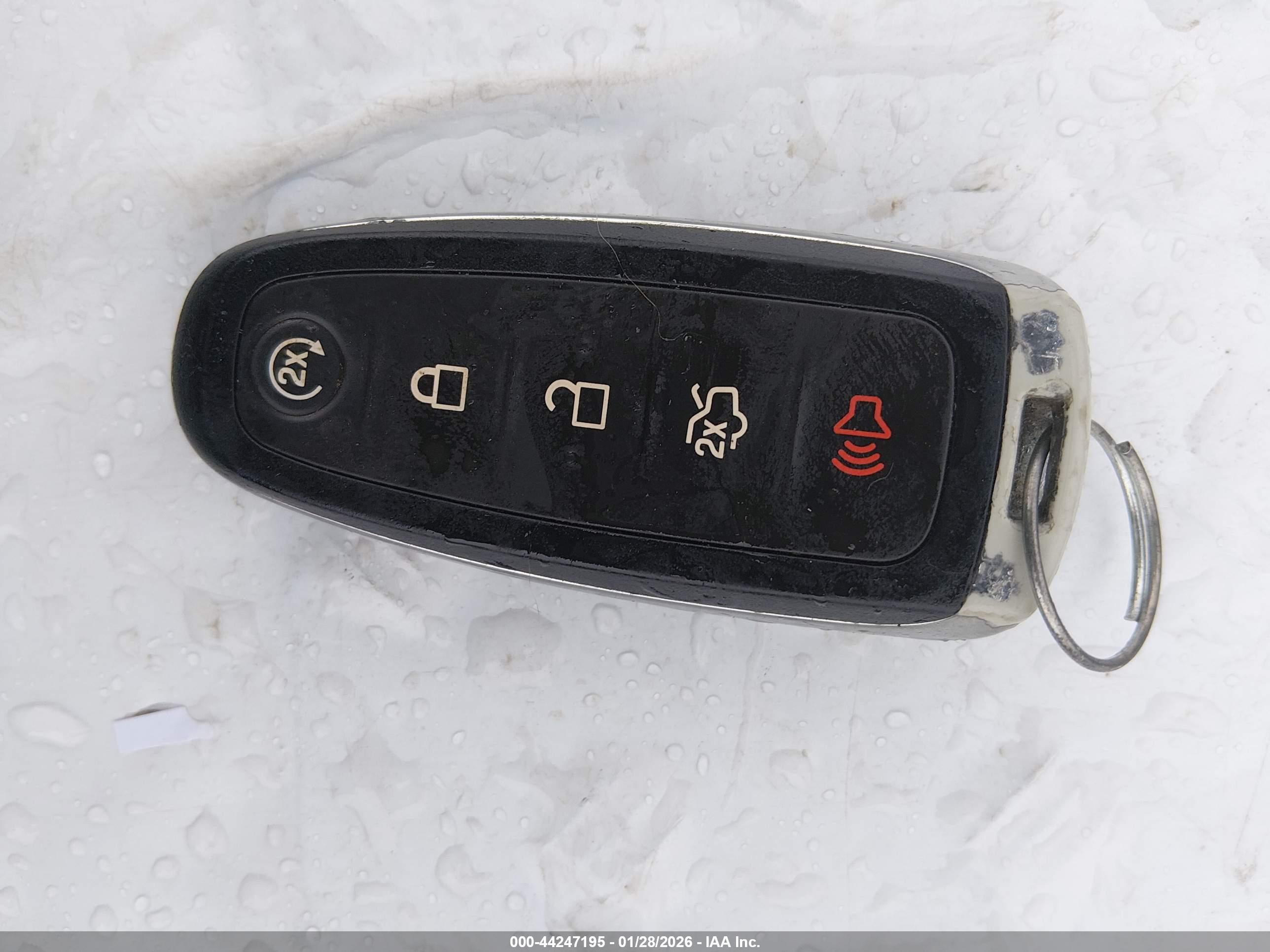 FORD ESCAPE image 11
