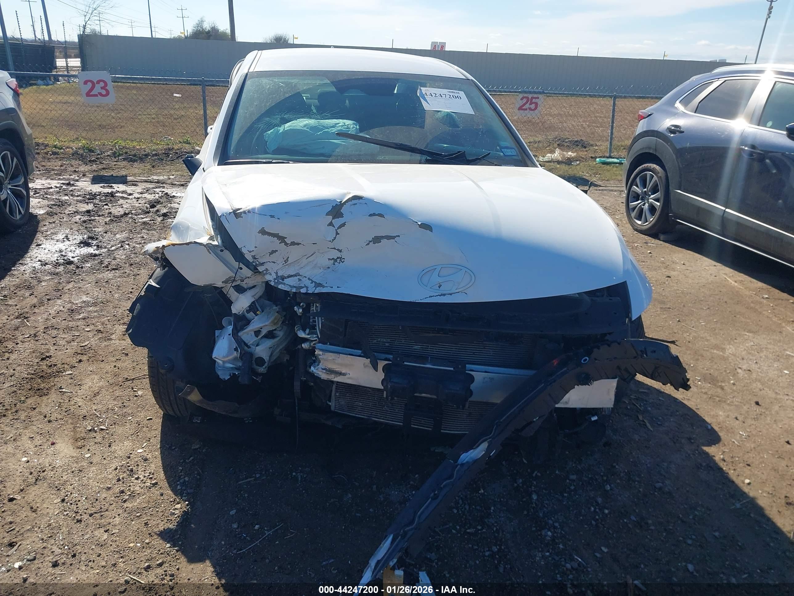 HYUNDAI SONATA image 6