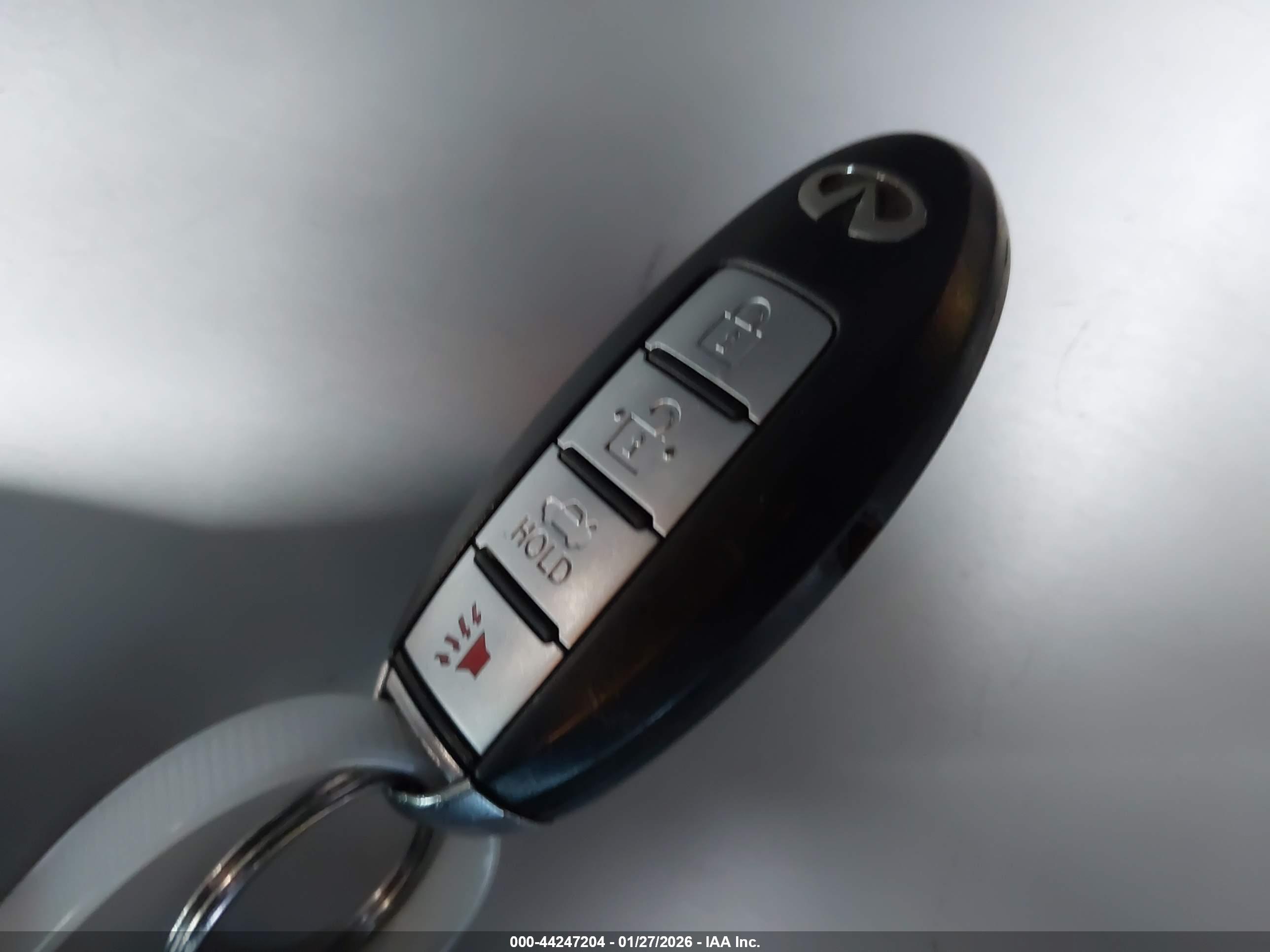 INFINITI Q60 image 11