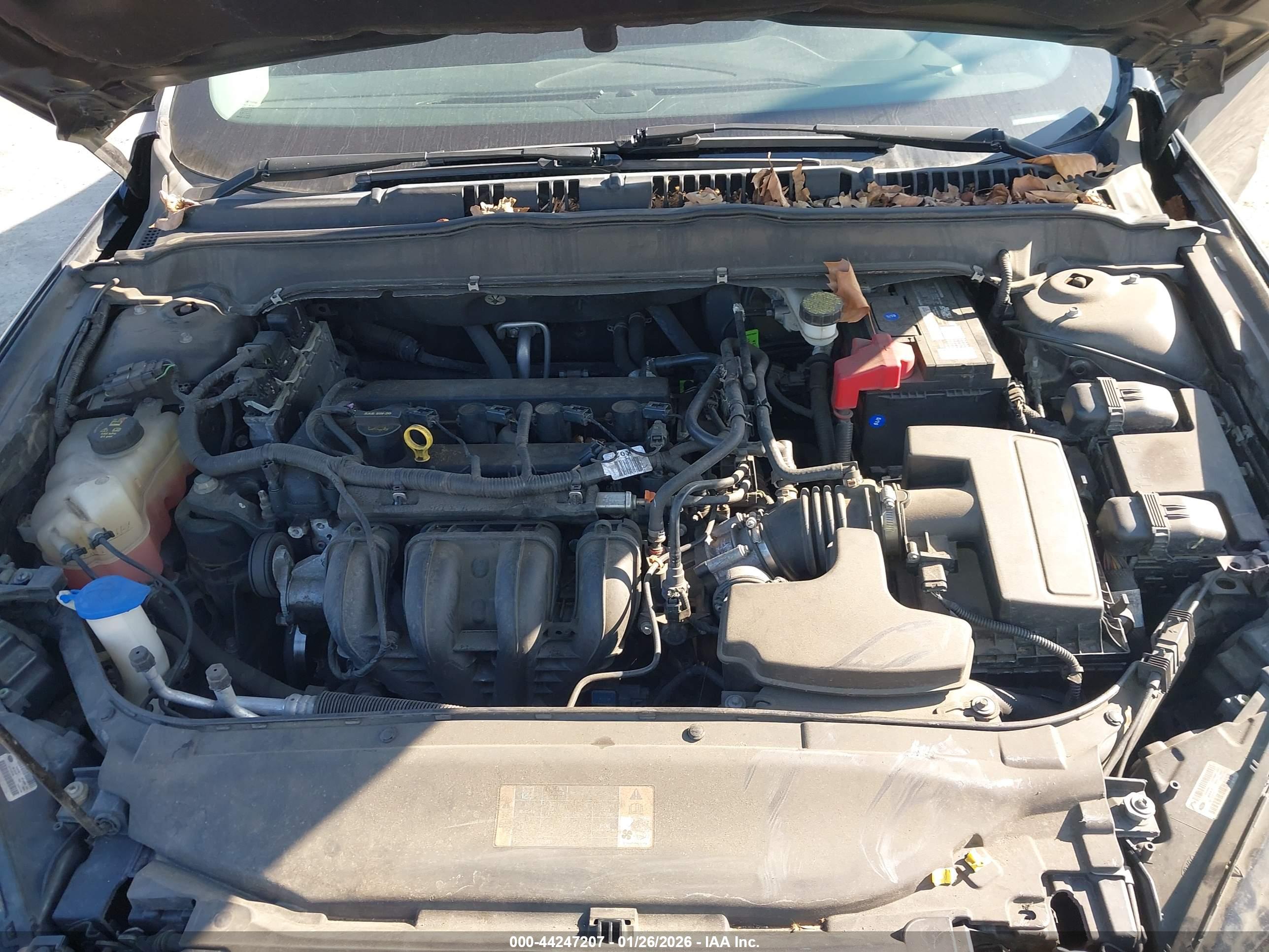FORD FUSION image 10