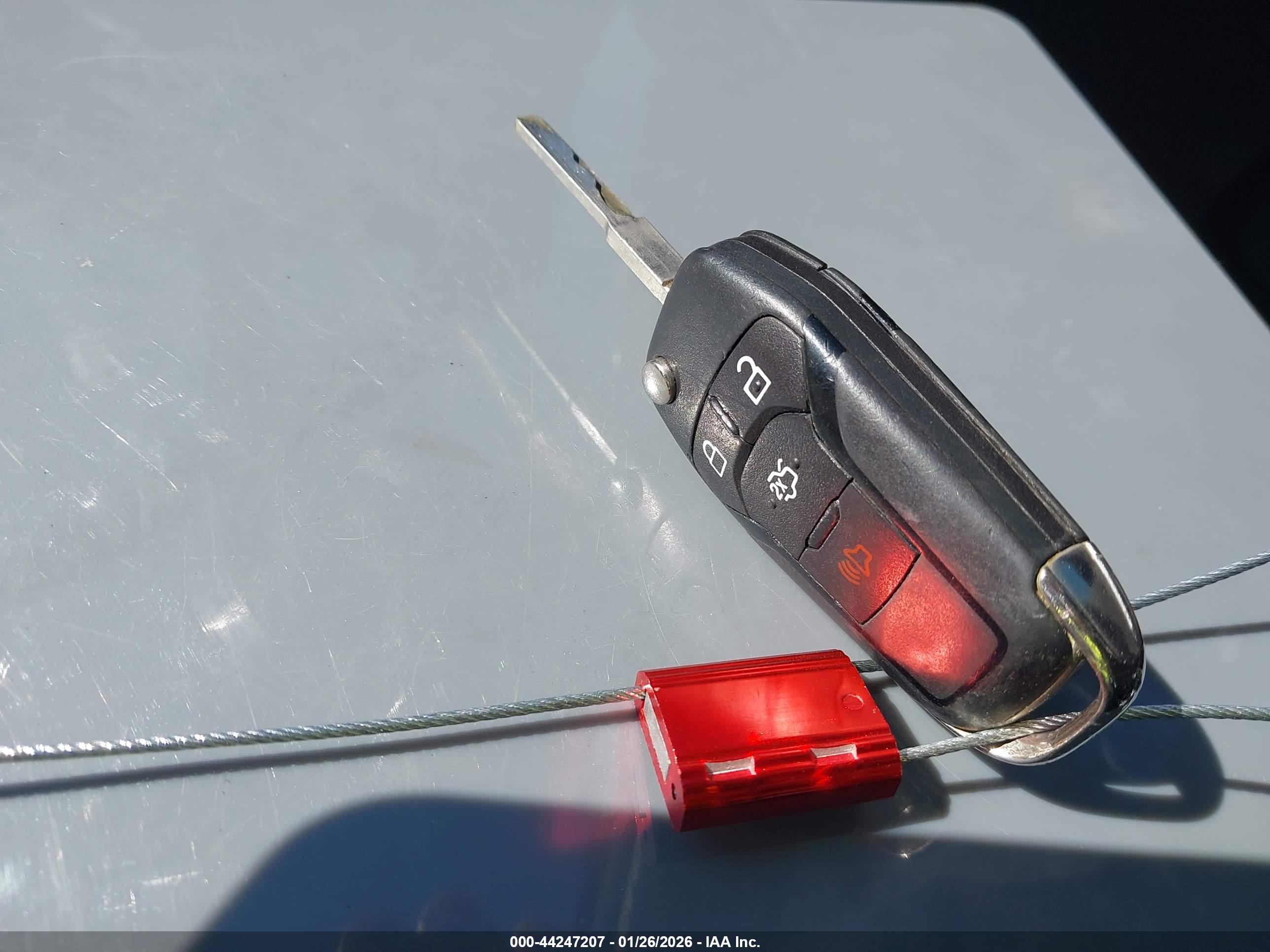 FORD FUSION image 11