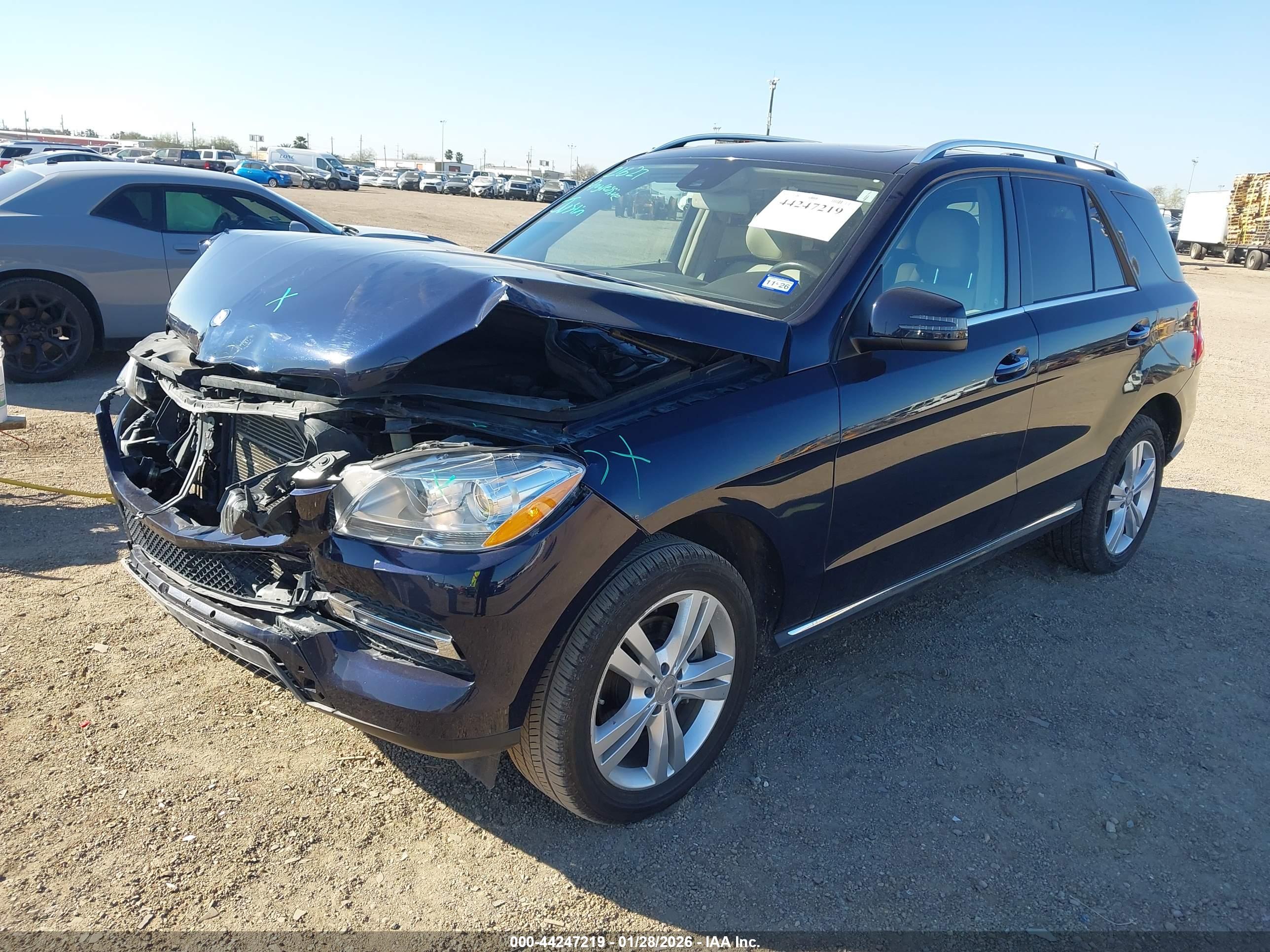 MERCEDES-BENZ ML image 2