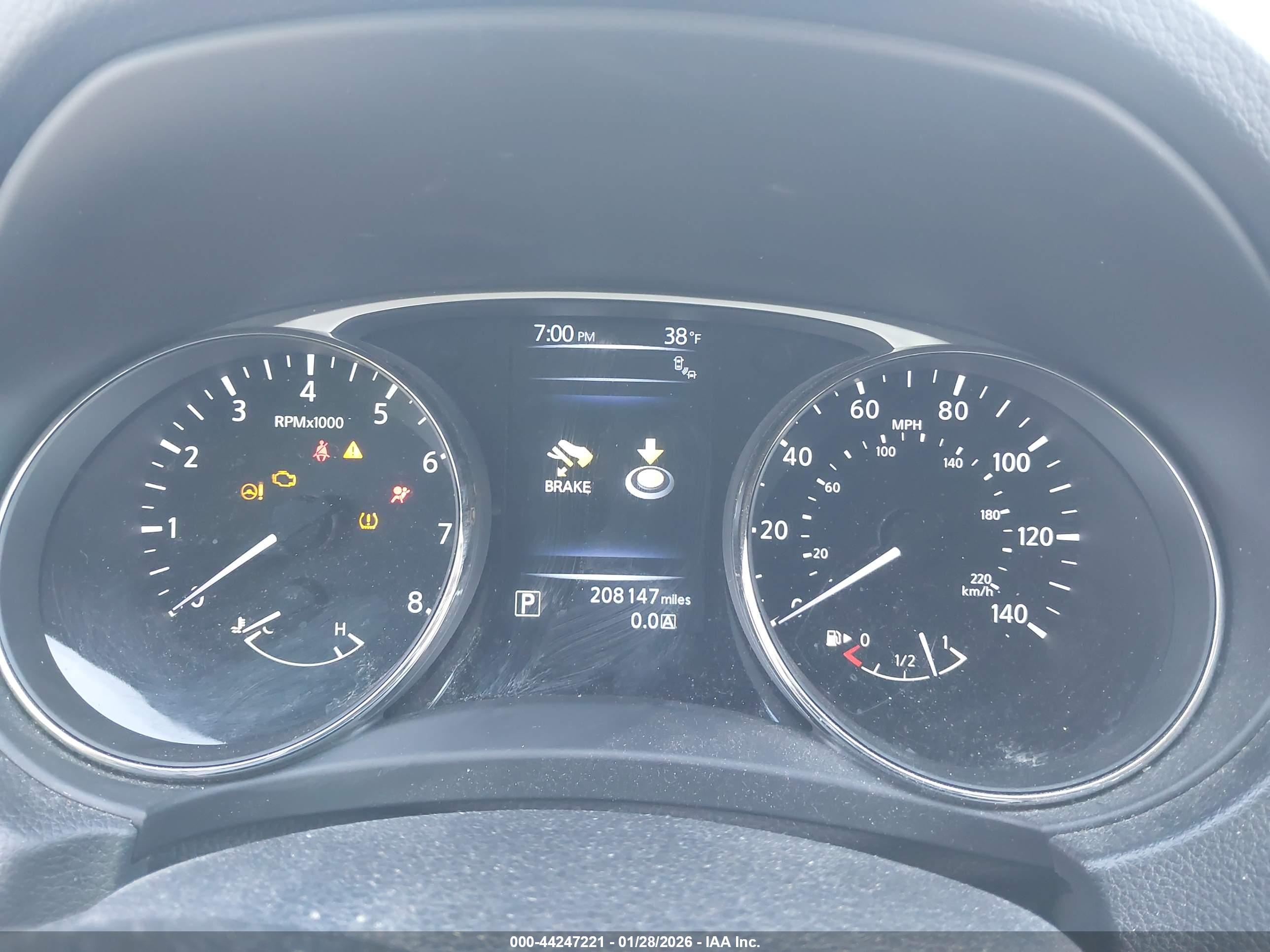 NISSAN ROGUE image 7