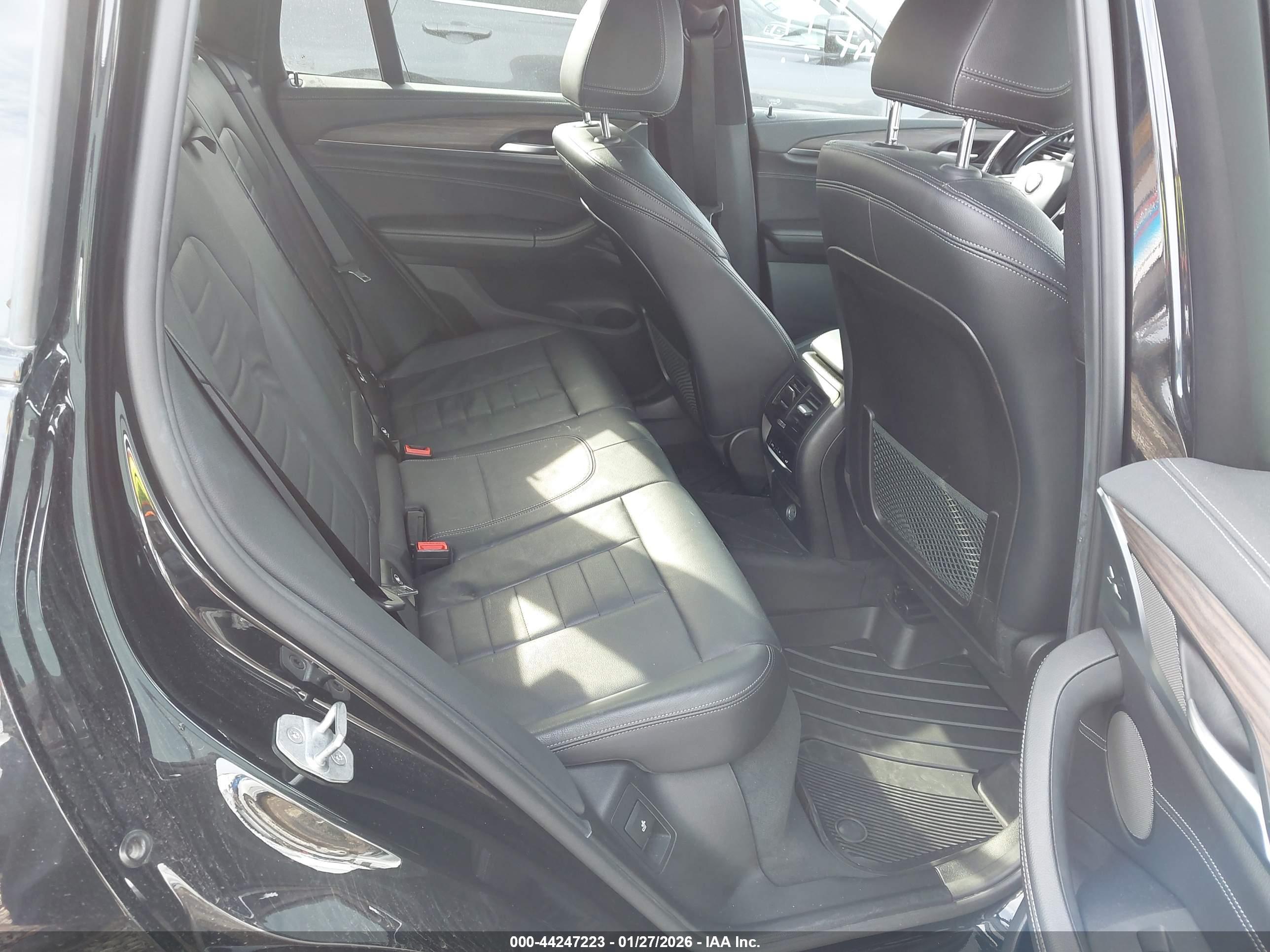 BMW X3 image 8