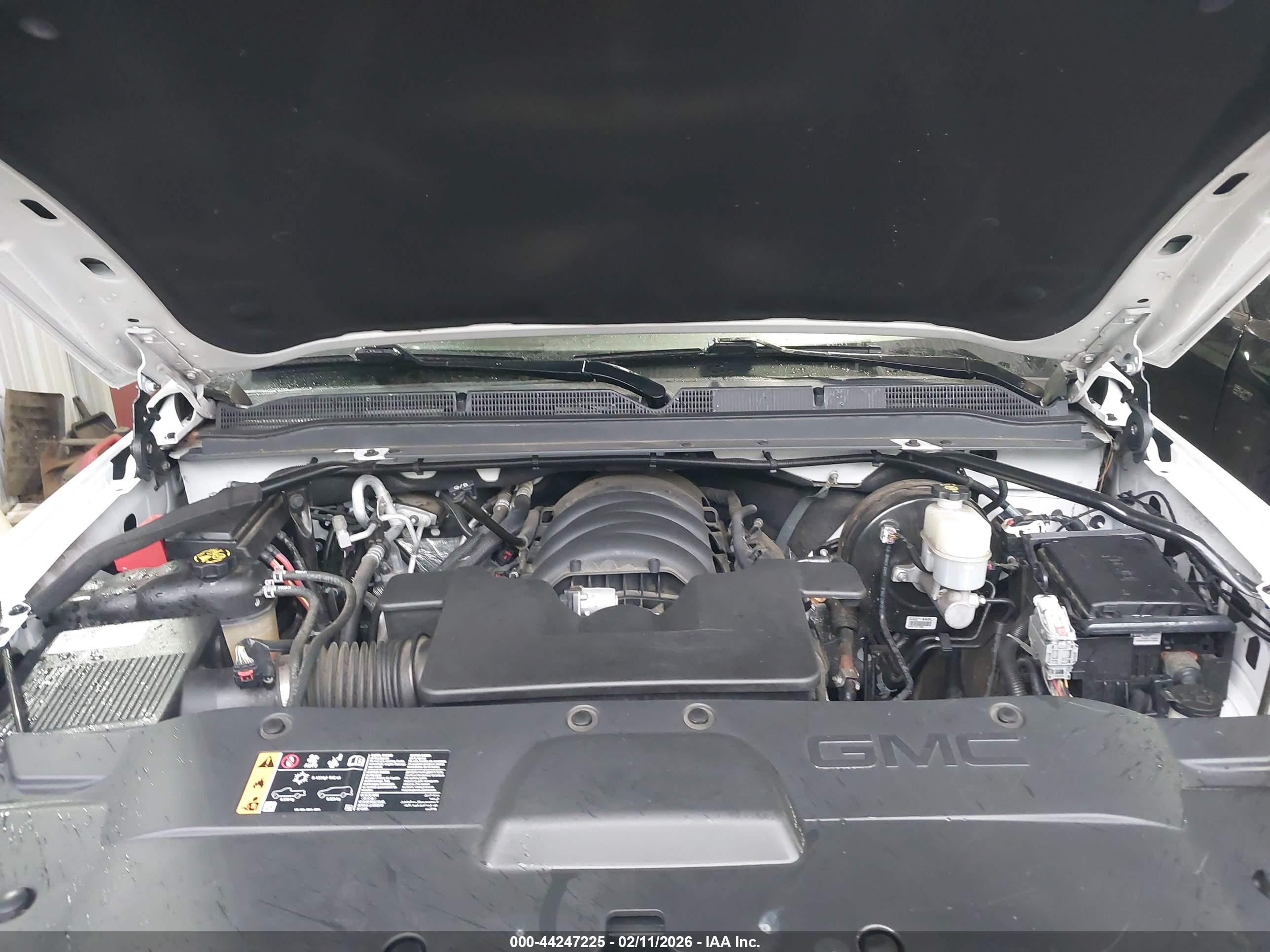 GMC YUKON image 10