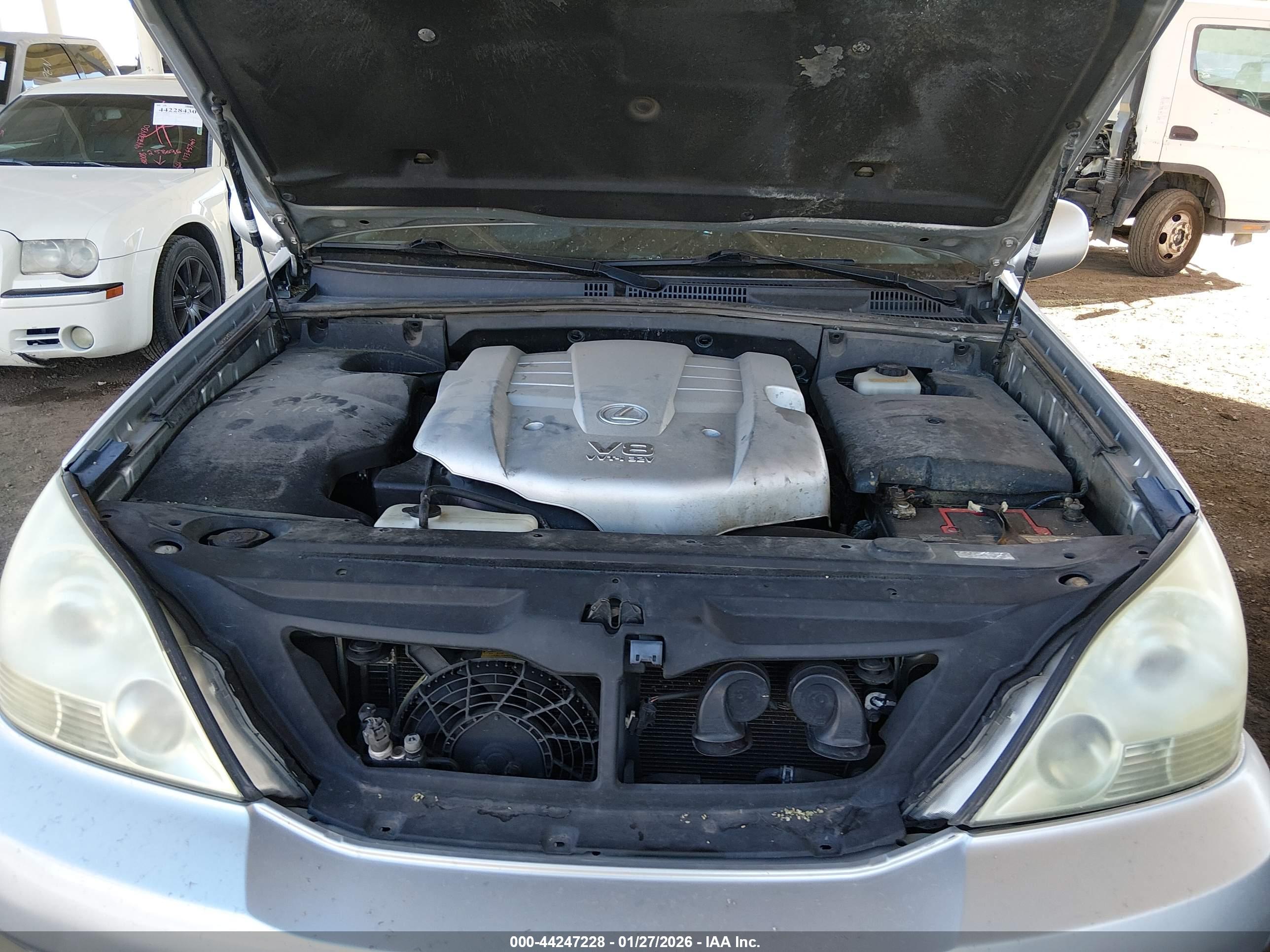 LEXUS GX image 10
