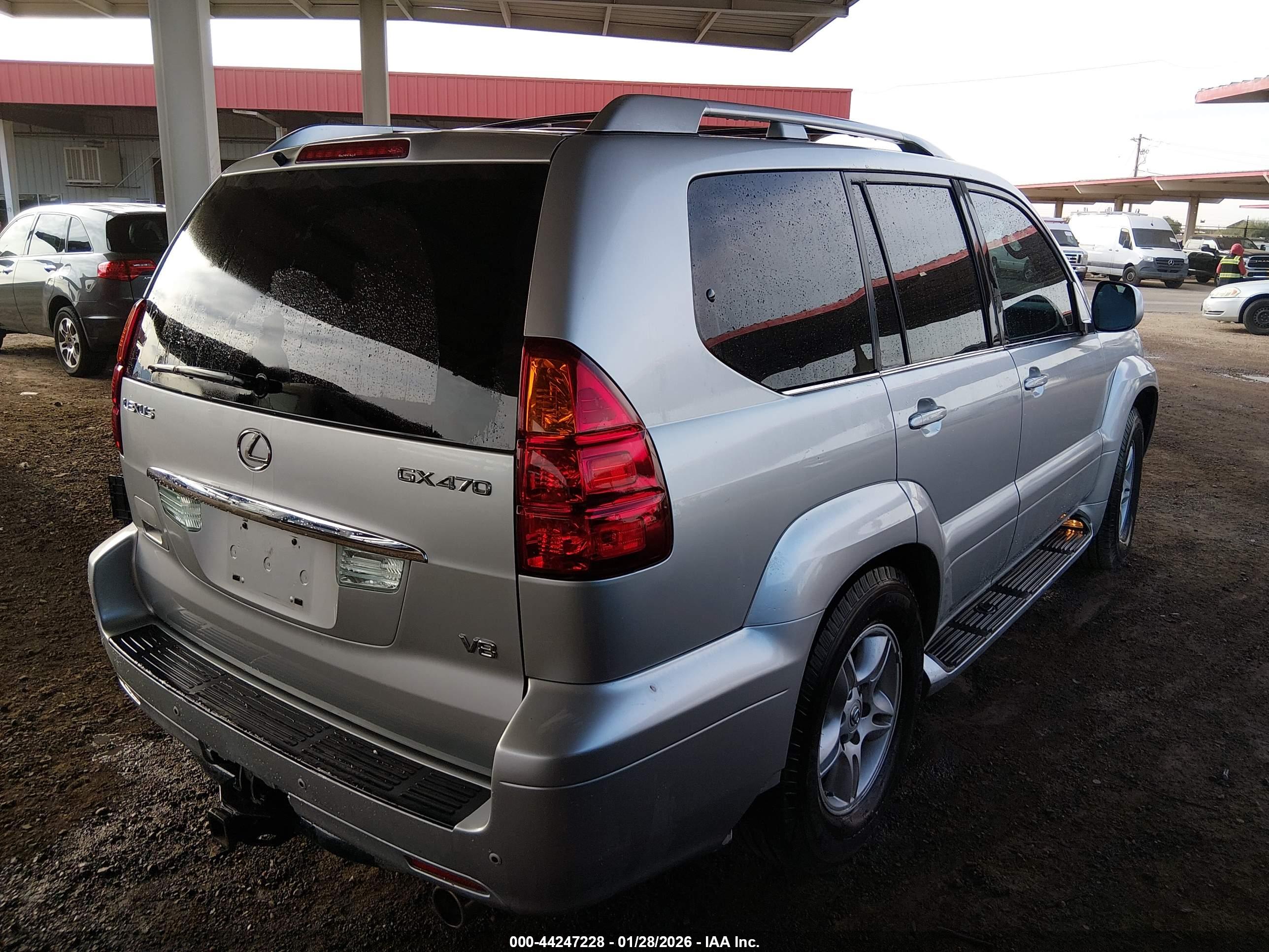 LEXUS GX image 4