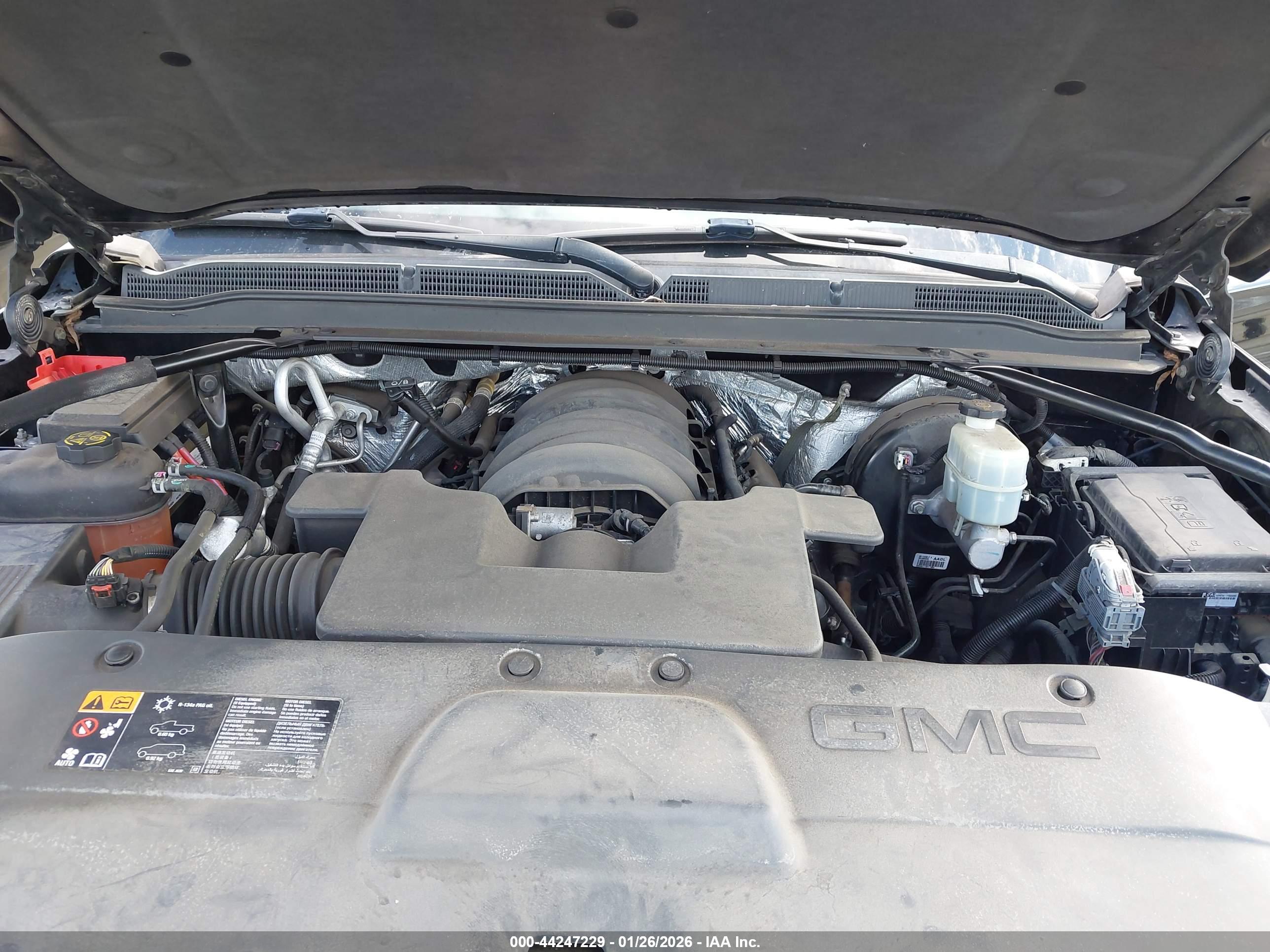 GMC YUKON image 10