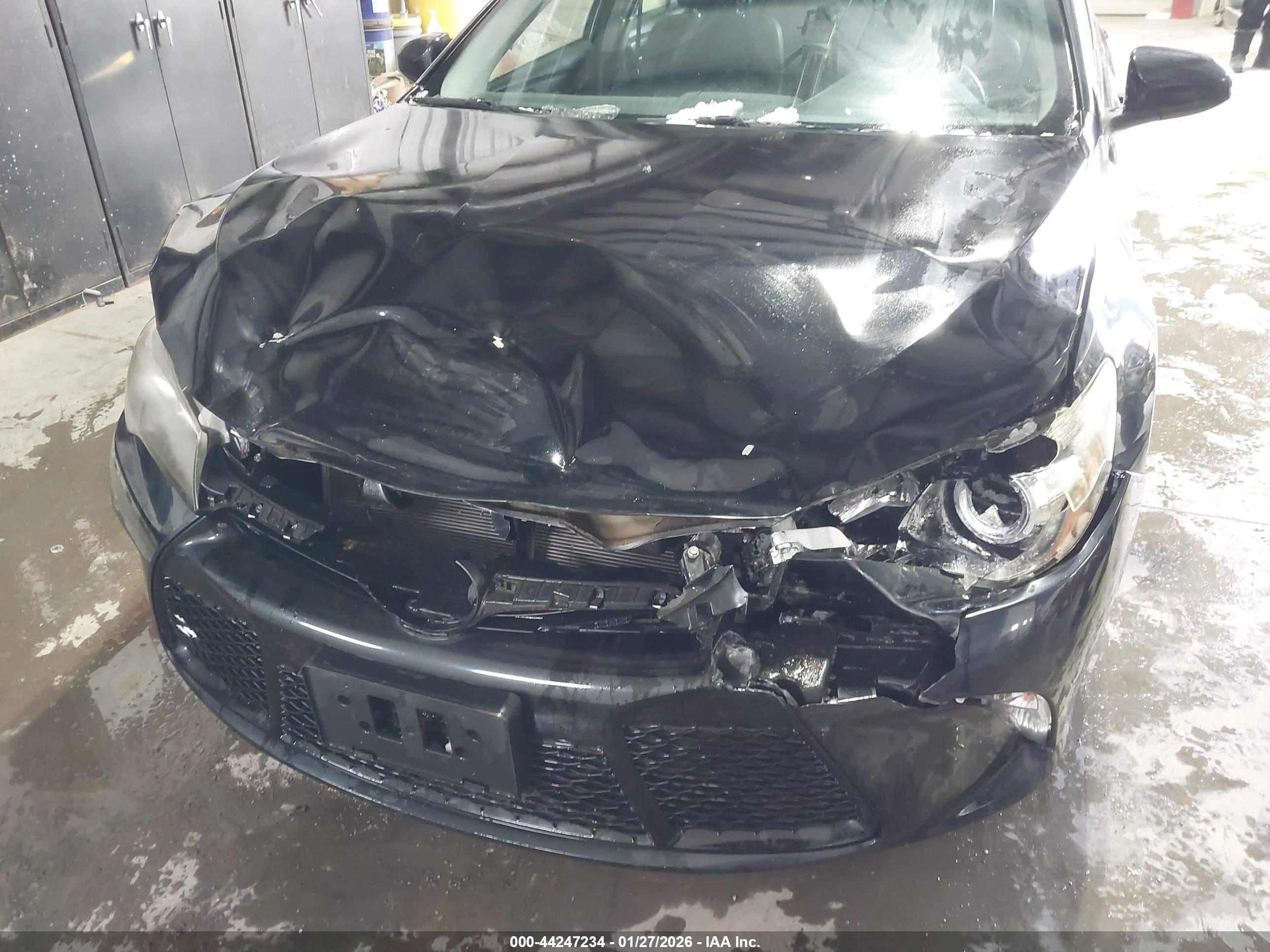 TOYOTA CAMRY image 6