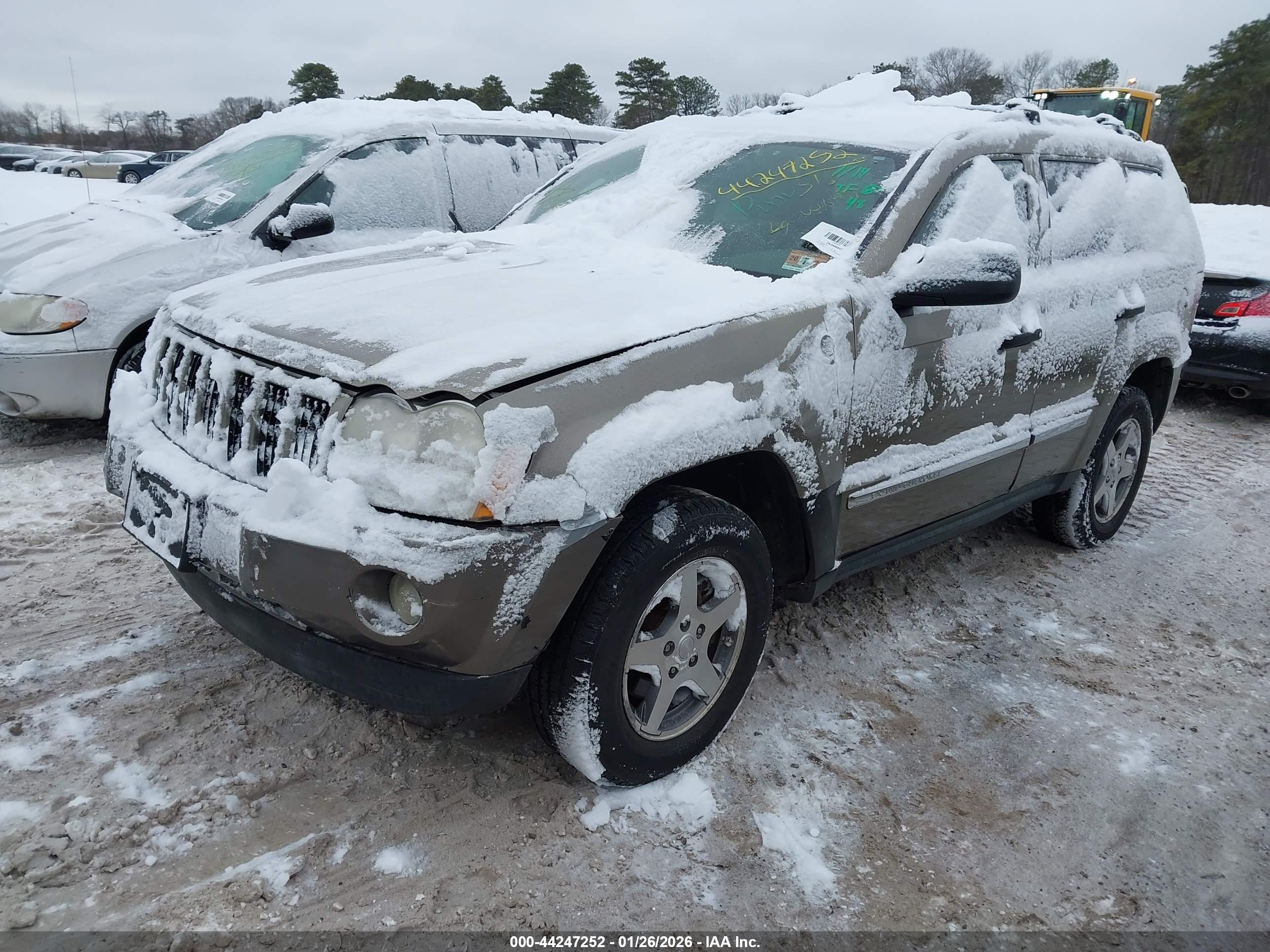 JEEP GRAND image 2
