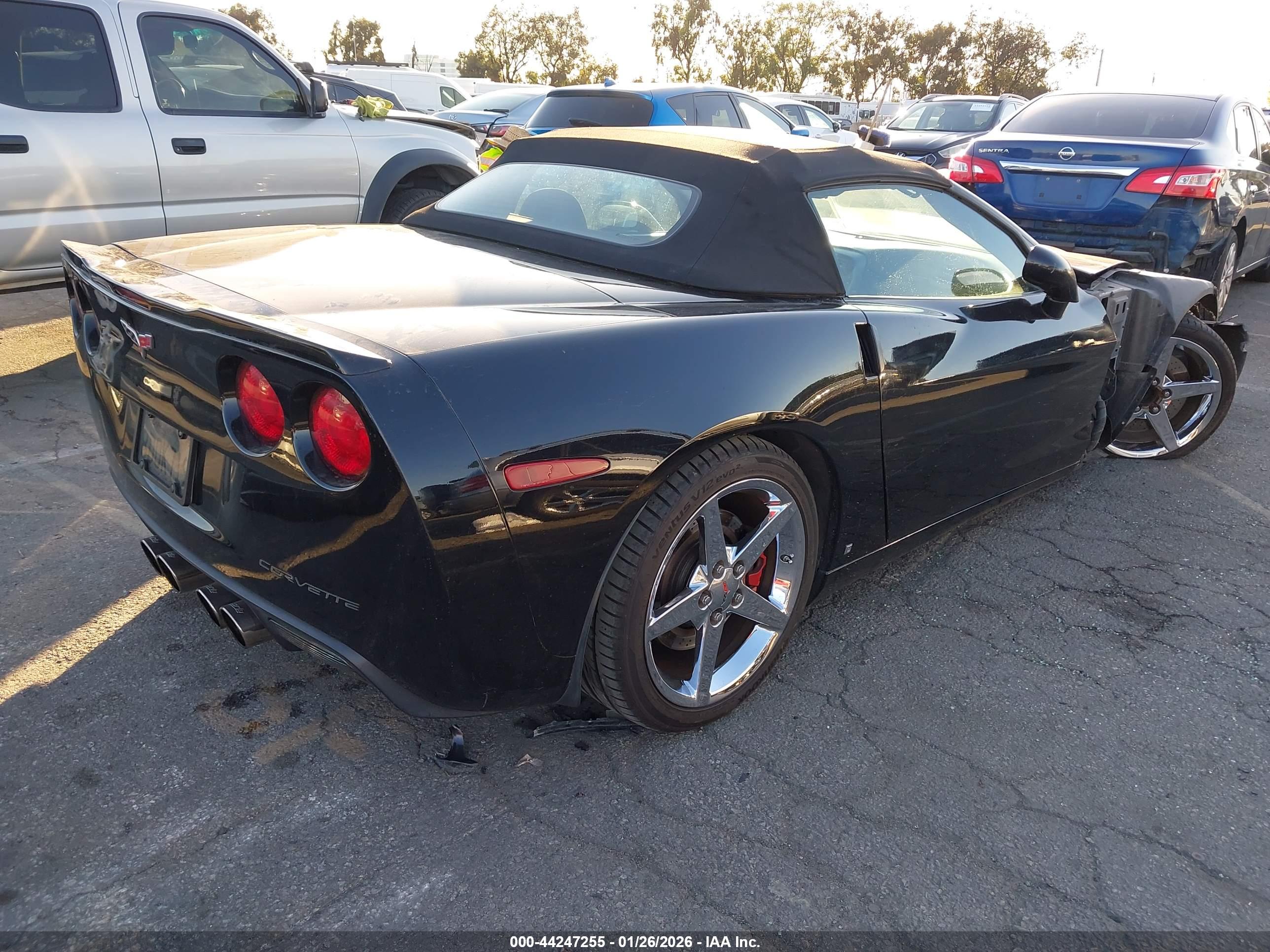 CHEVROLET CORVETTE image 4