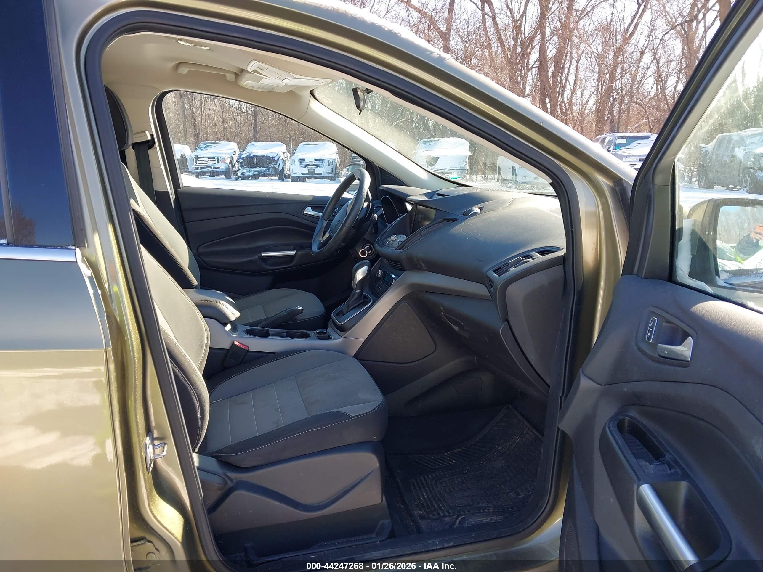 FORD ESCAPE image 5