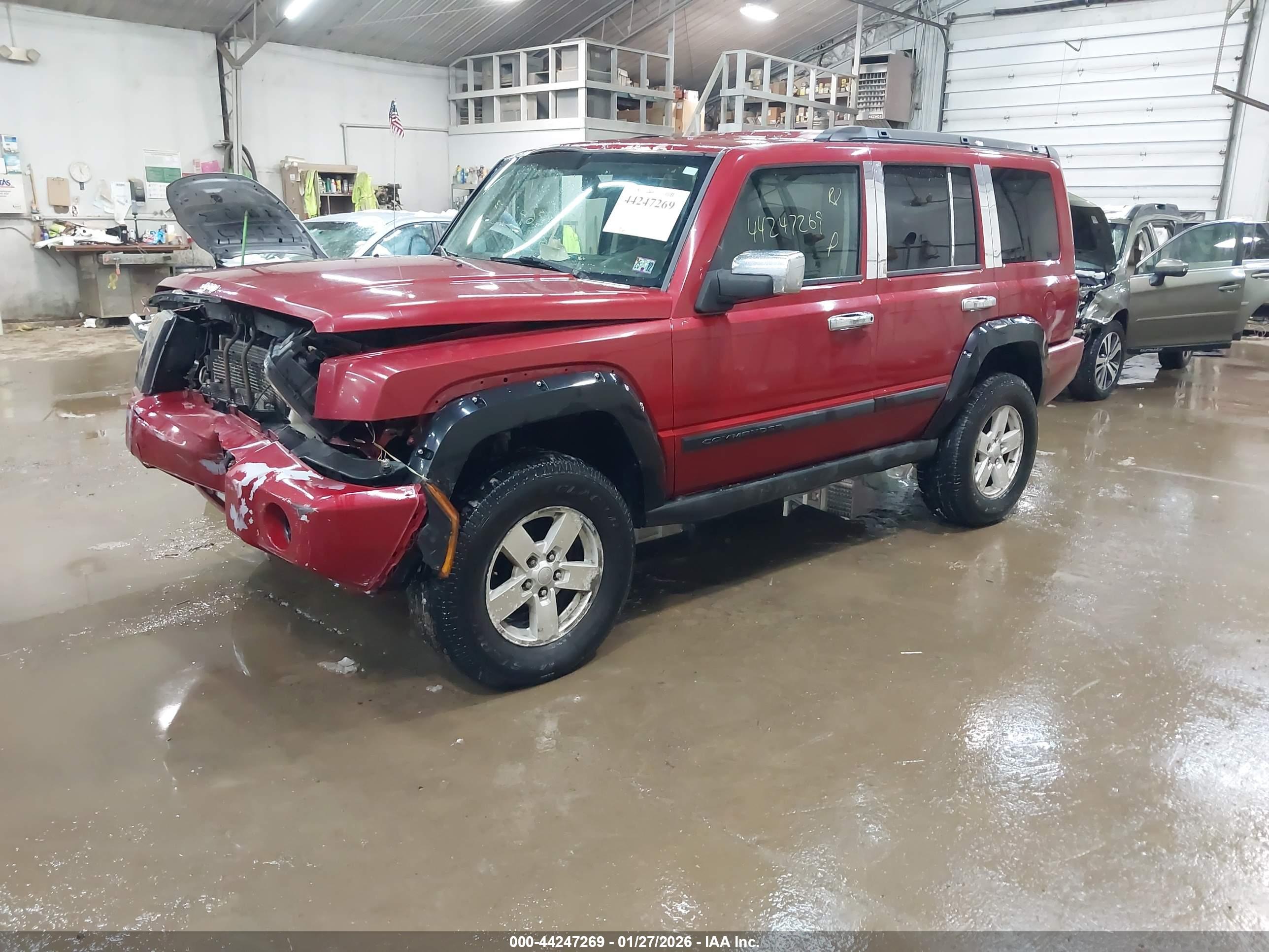 JEEP COMMANDER image 2
