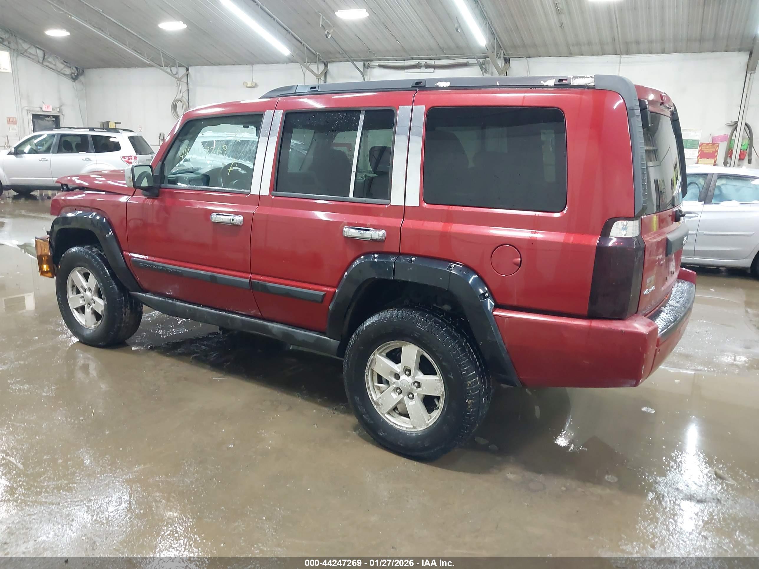 JEEP COMMANDER image 3