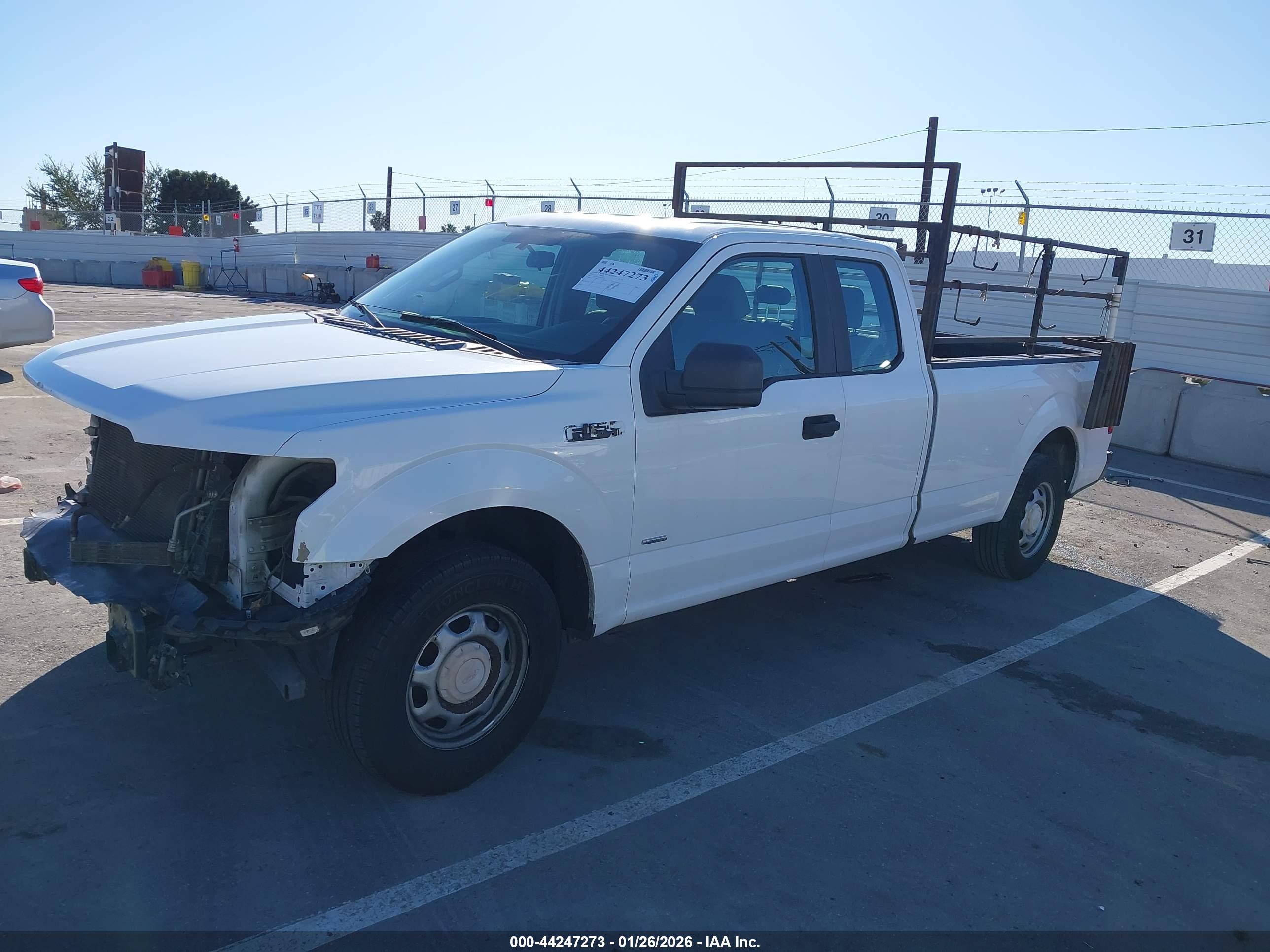 FORD F-150 image 2