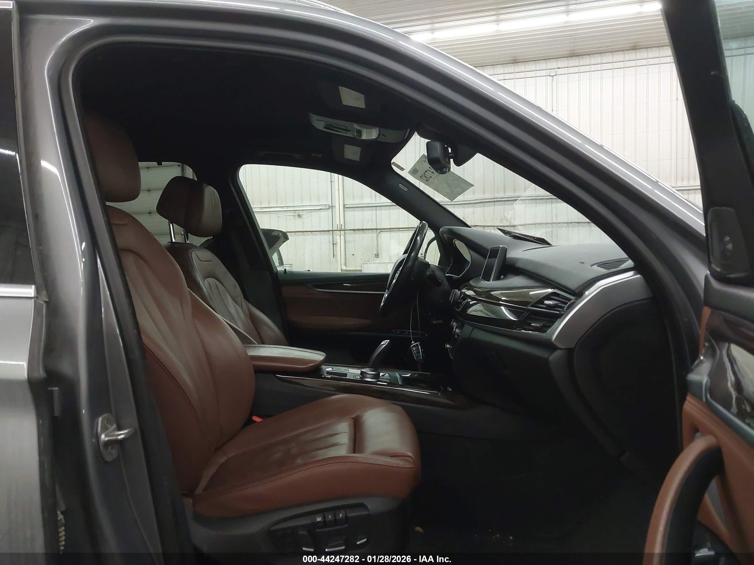 BMW X5 image 5