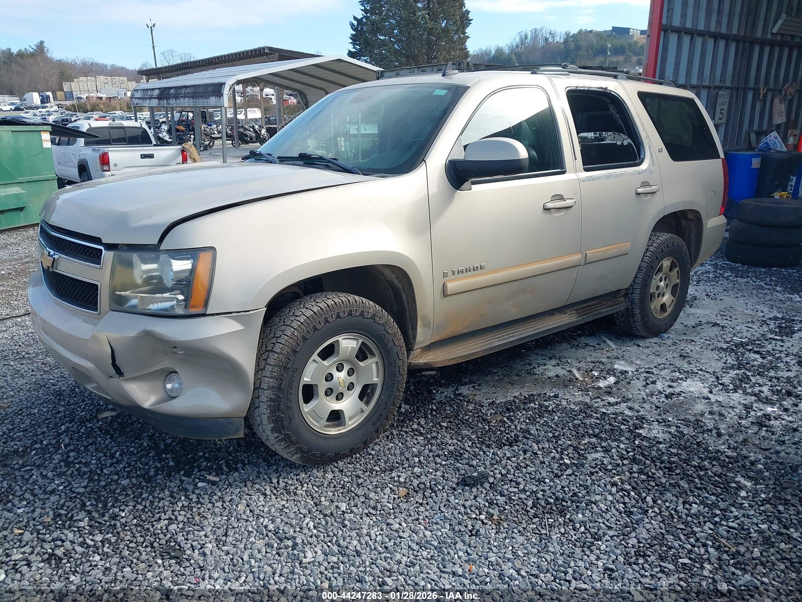 CHEVROLET TAHOE image 2