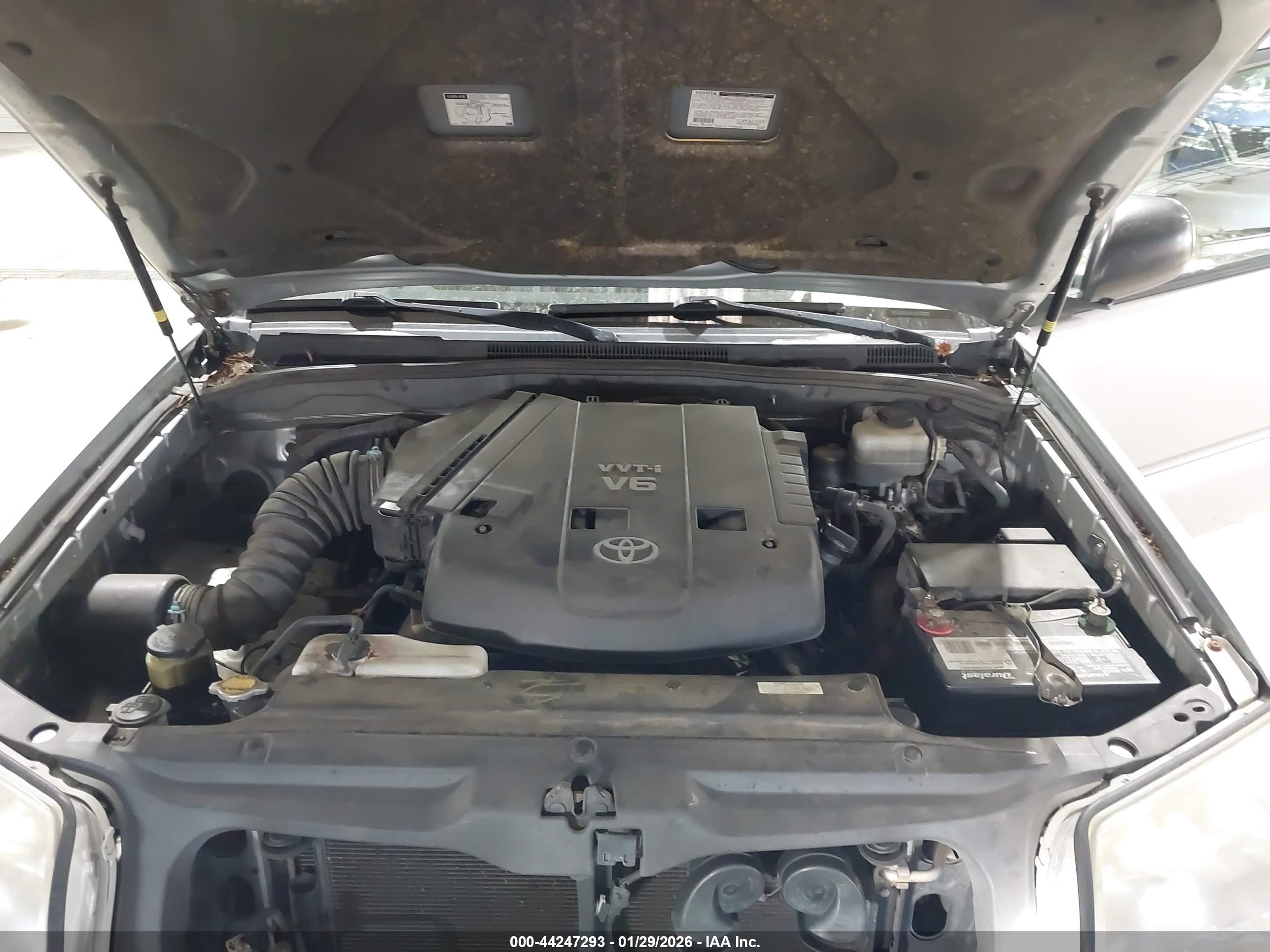 TOYOTA 4RUNNER image 10