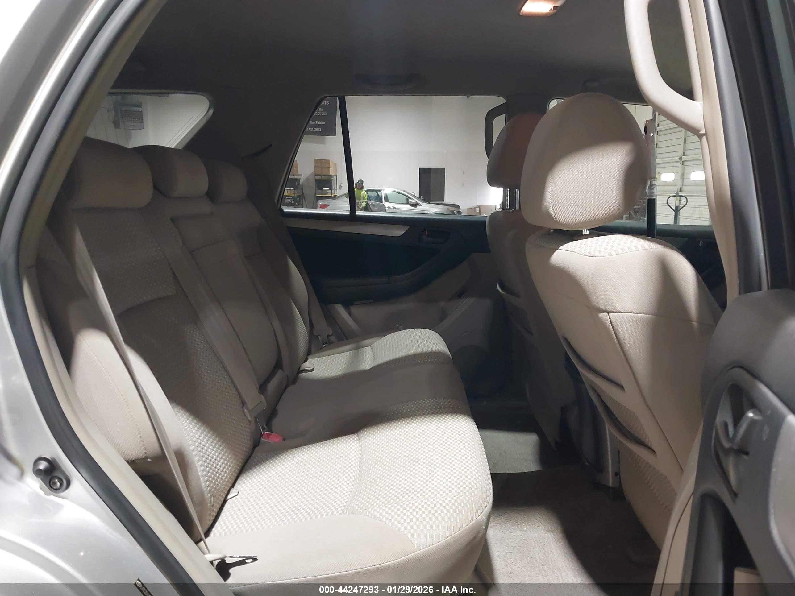 TOYOTA 4RUNNER image 8