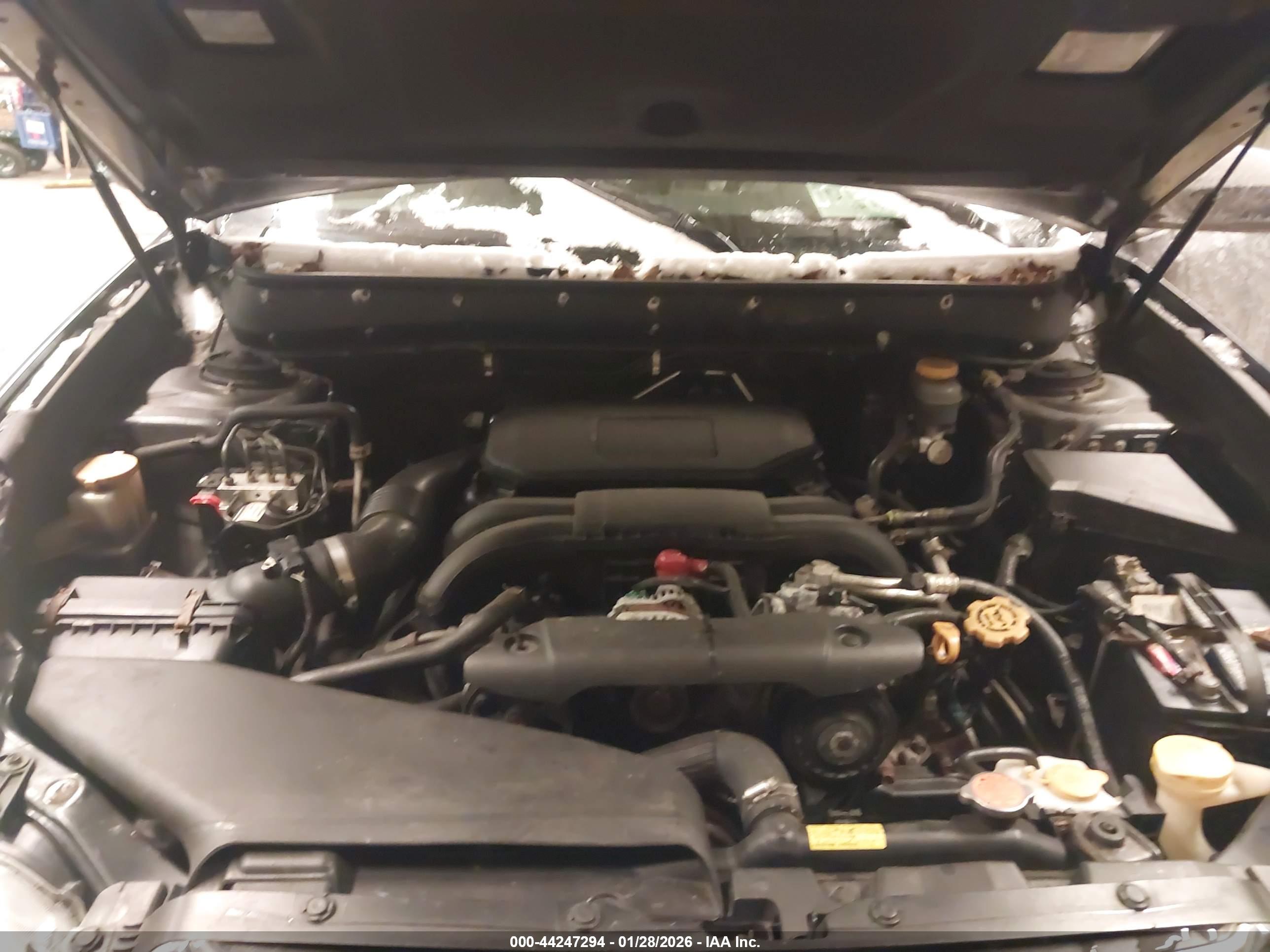 SUBARU OUTBACK image 10
