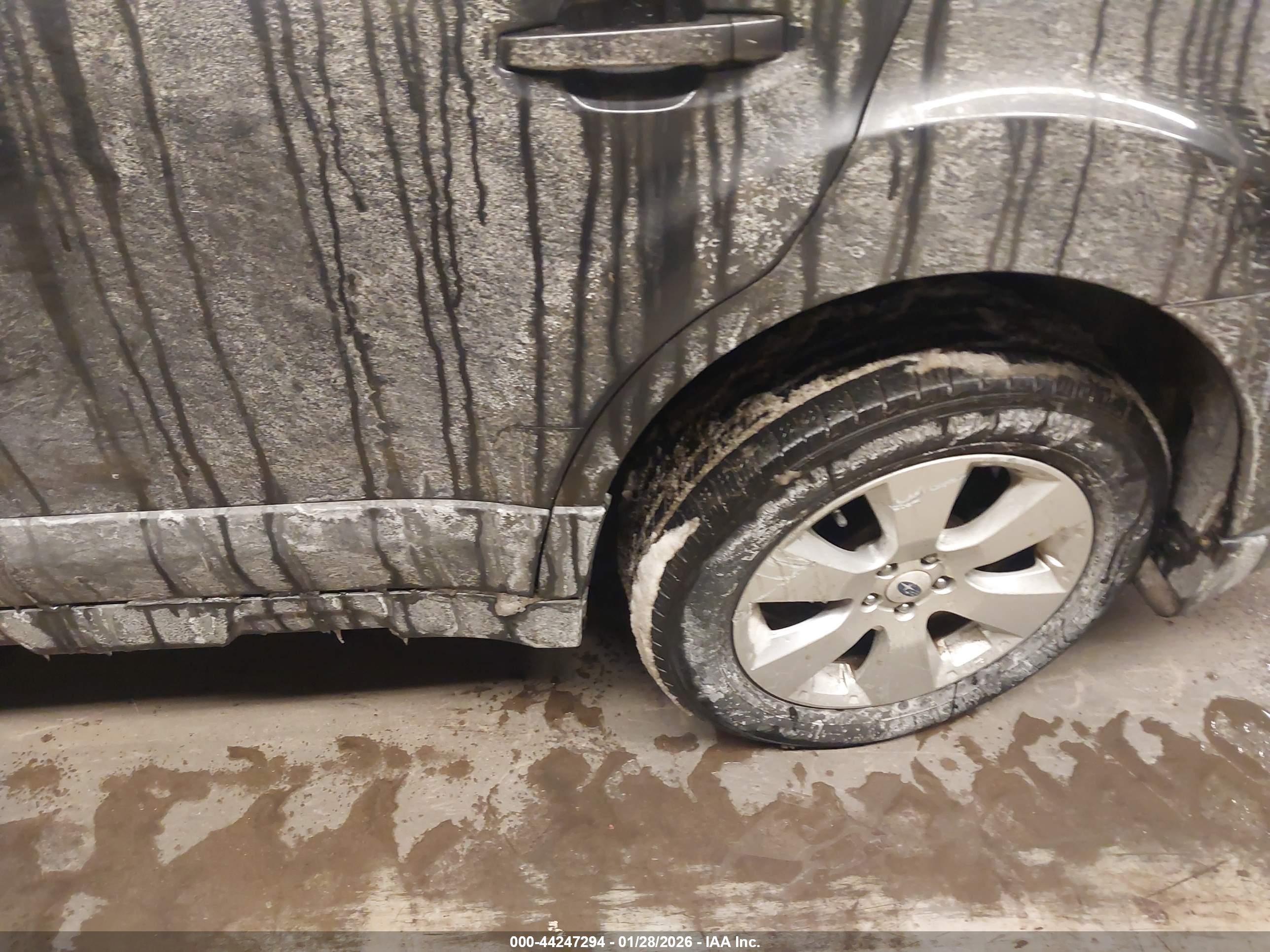 SUBARU OUTBACK image 6