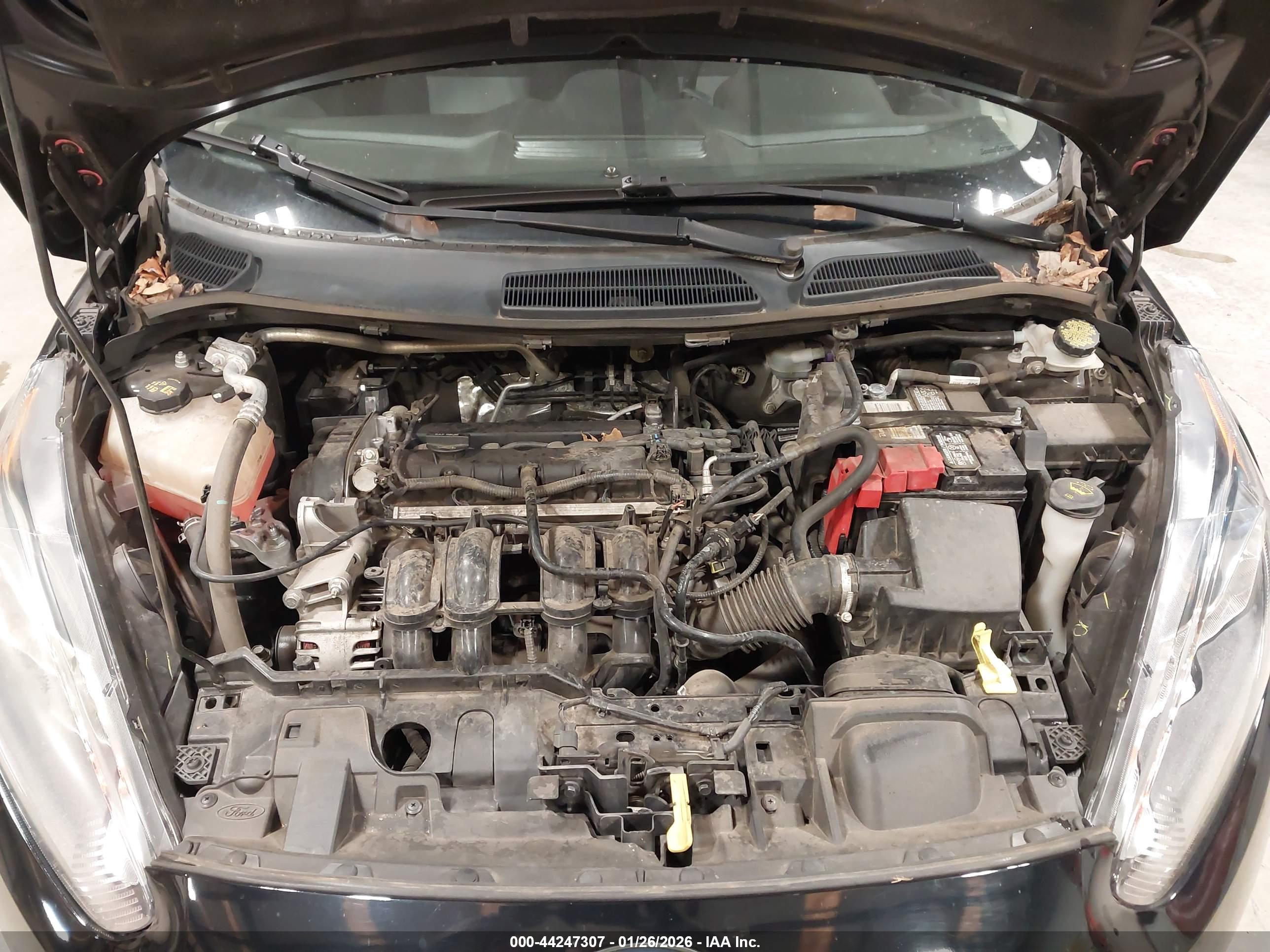 FORD FIESTA image 10