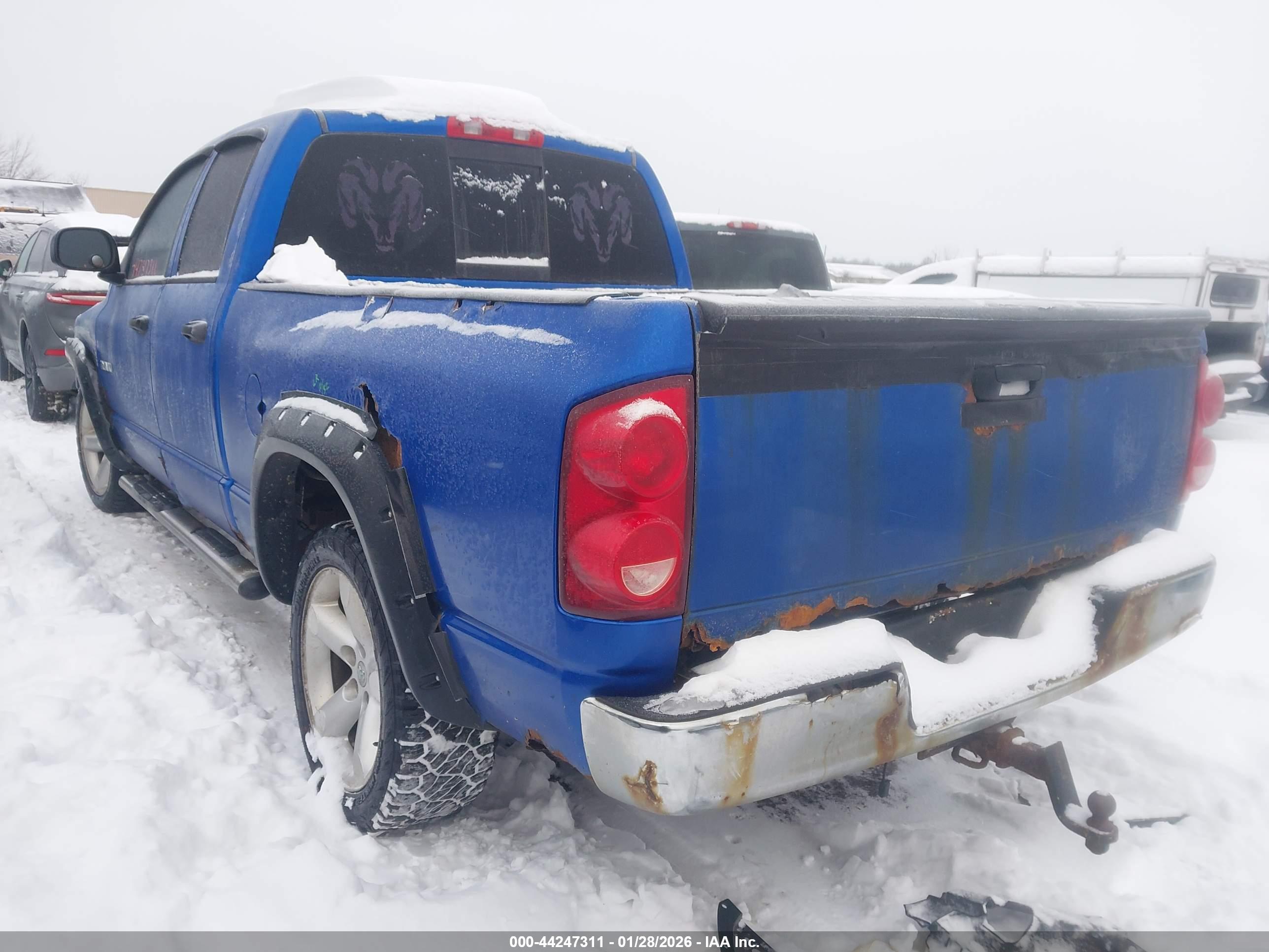 DODGE RAM image 3