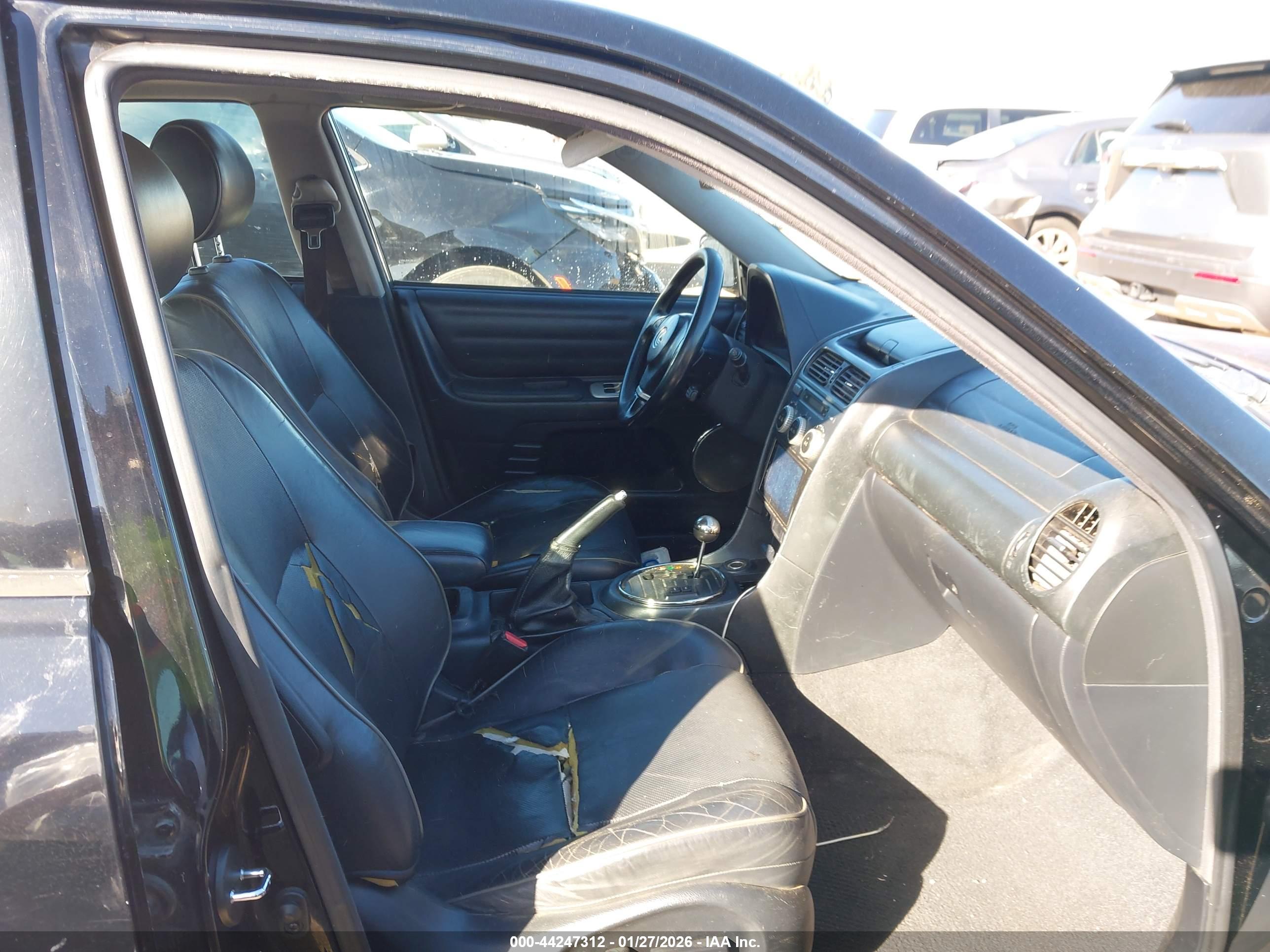 LEXUS IS image 5