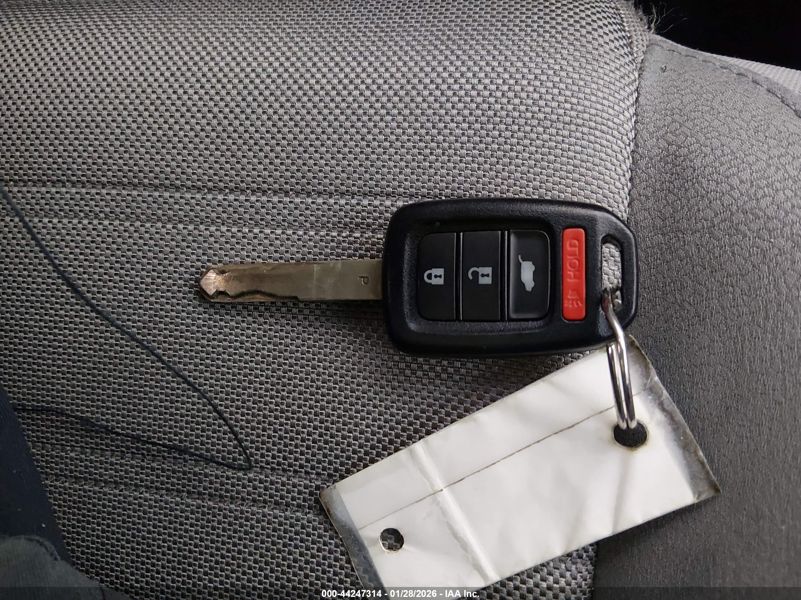 HONDA CR-V image 11