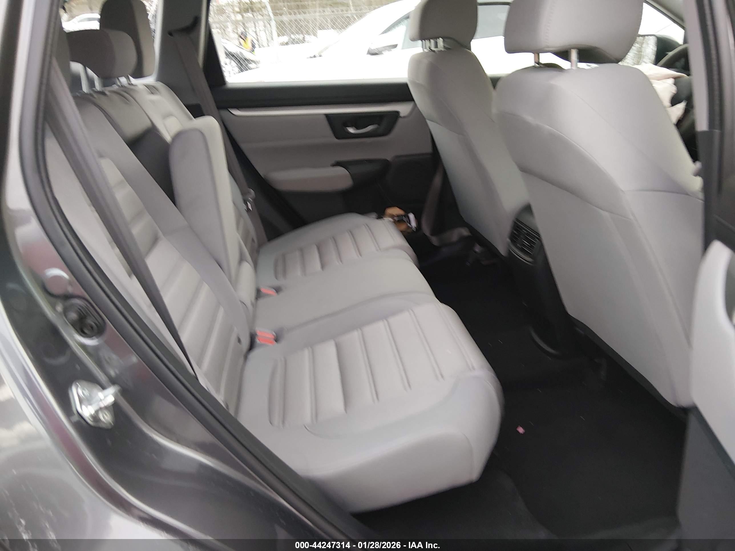 HONDA CR-V image 8