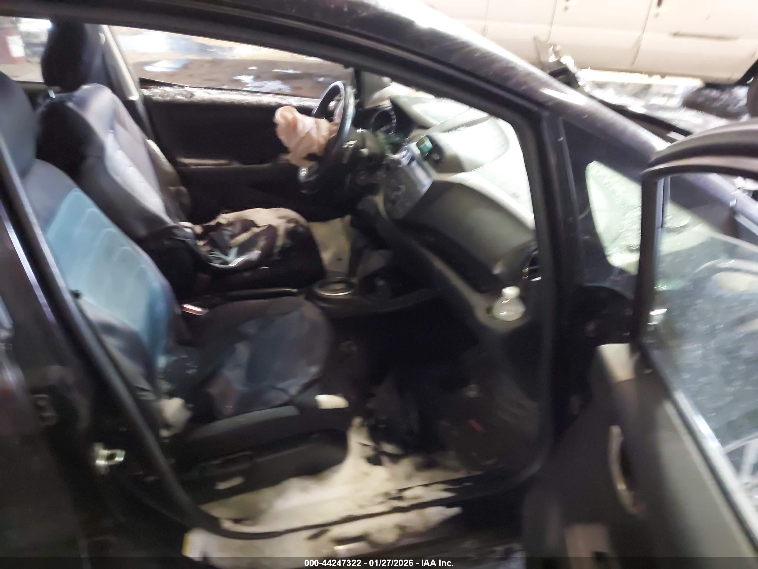 HONDA FIT image 5