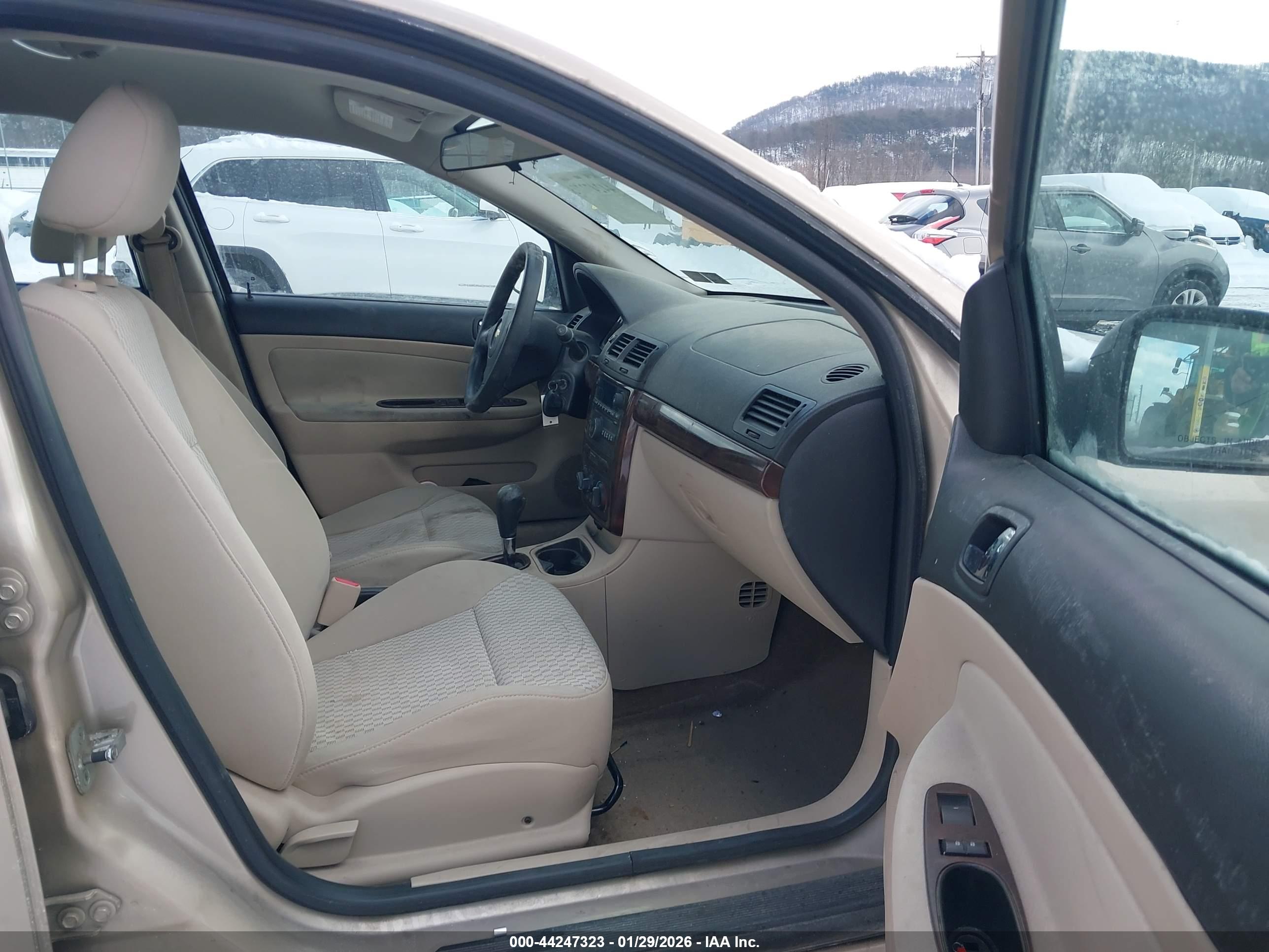 CHEVROLET COBALT image 5