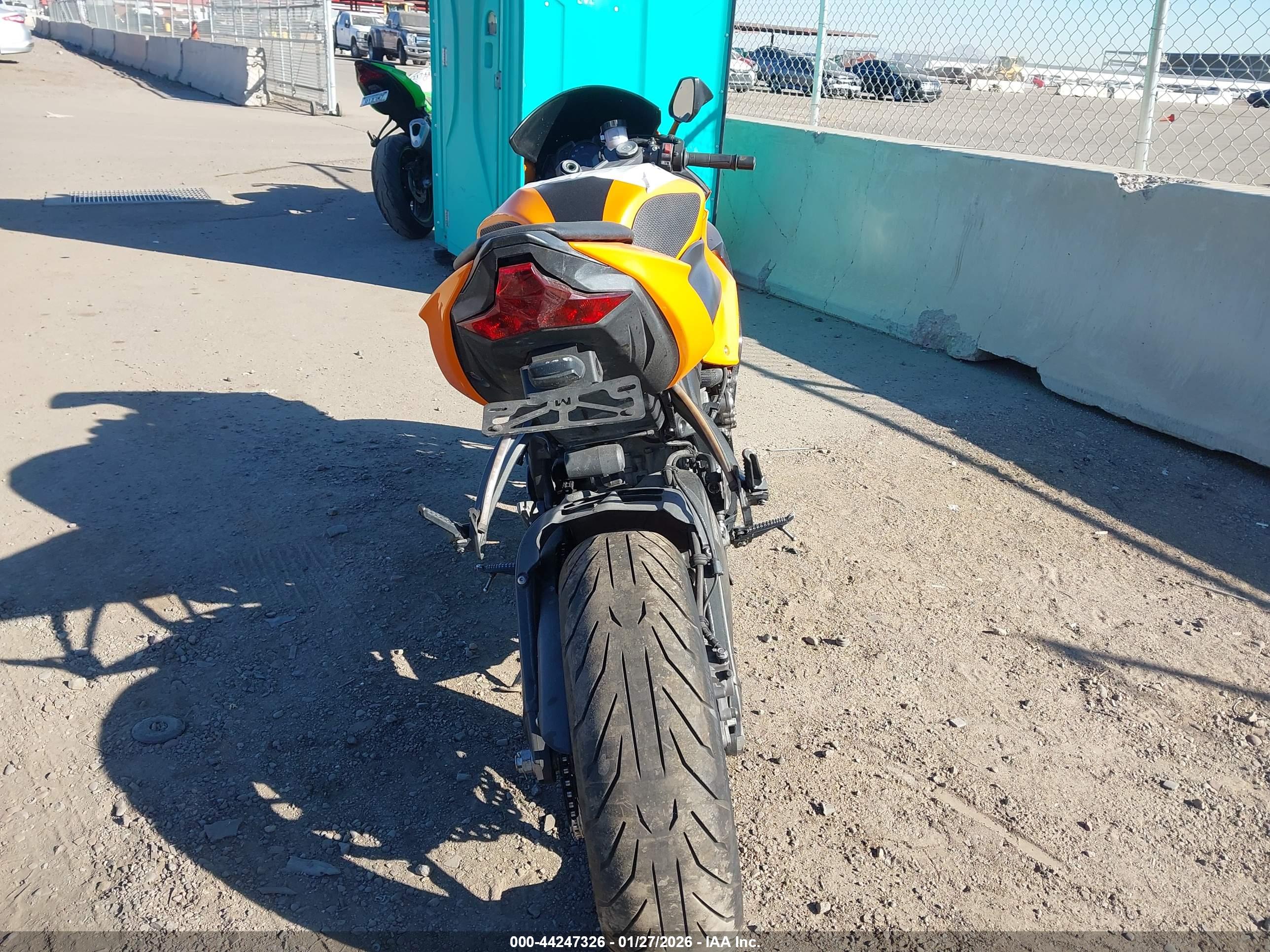 KAWASAKI ZX636 image 6