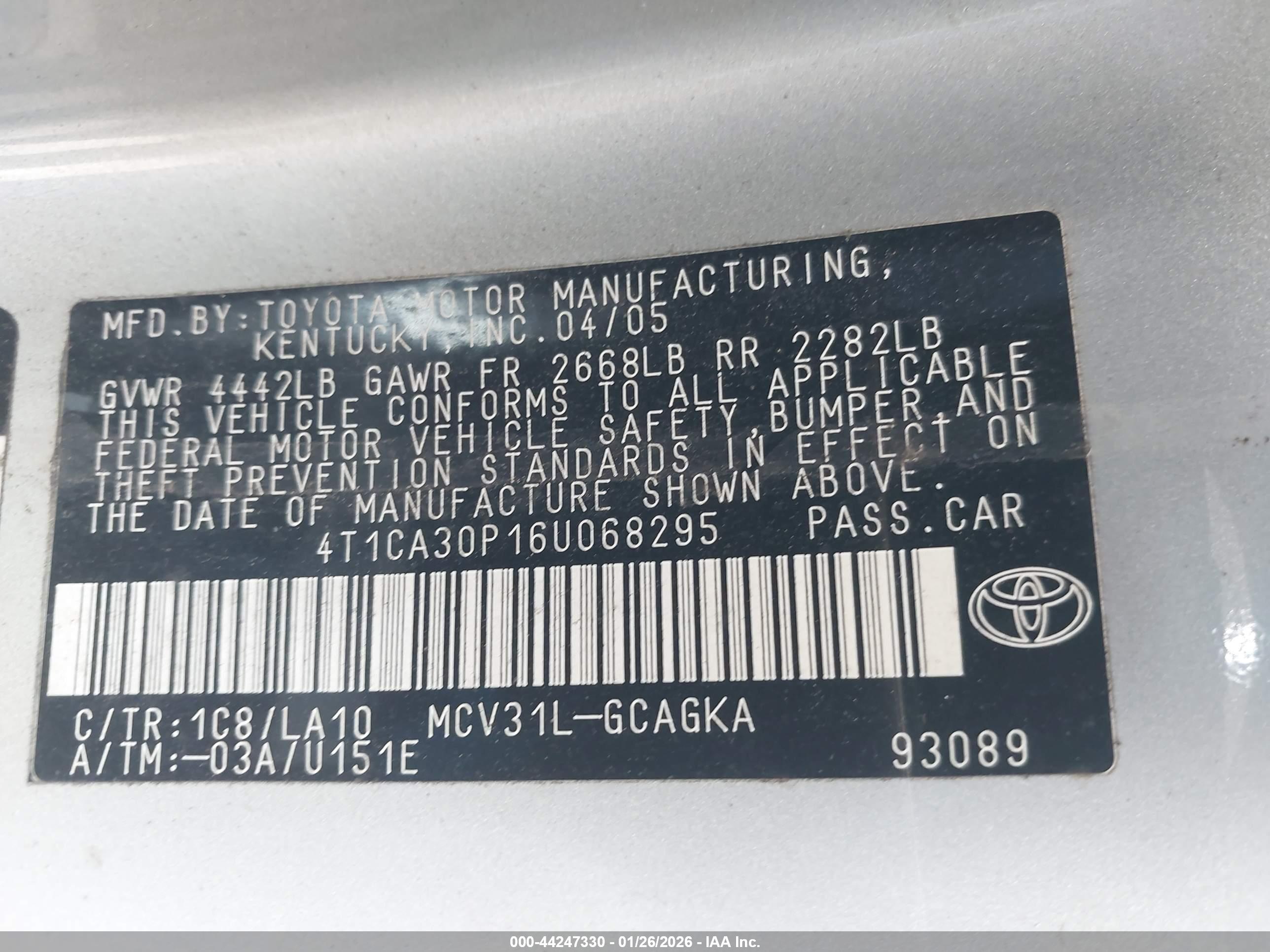 TOYOTA CAMRY image 9