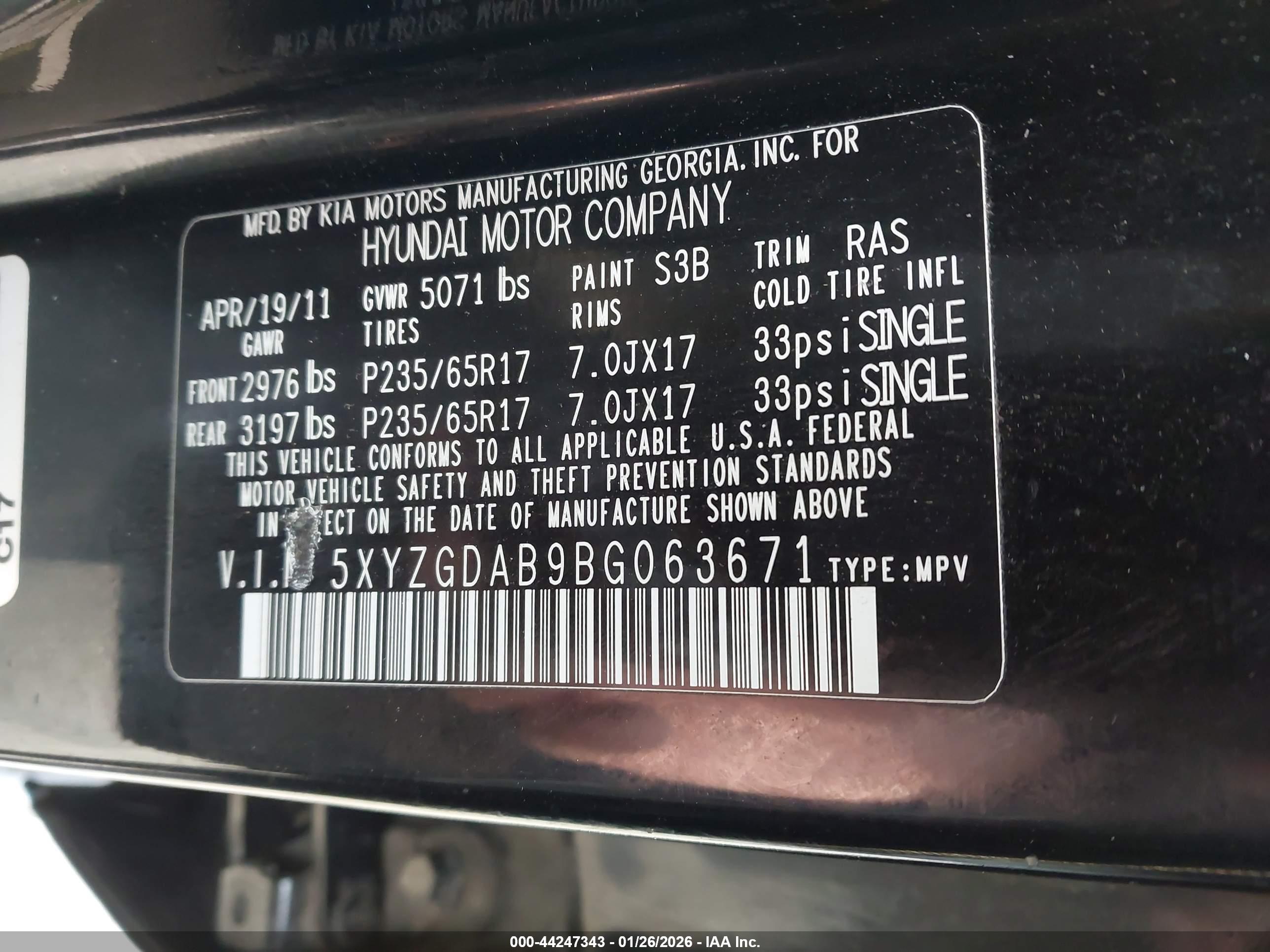 HYUNDAI SANTA image 9