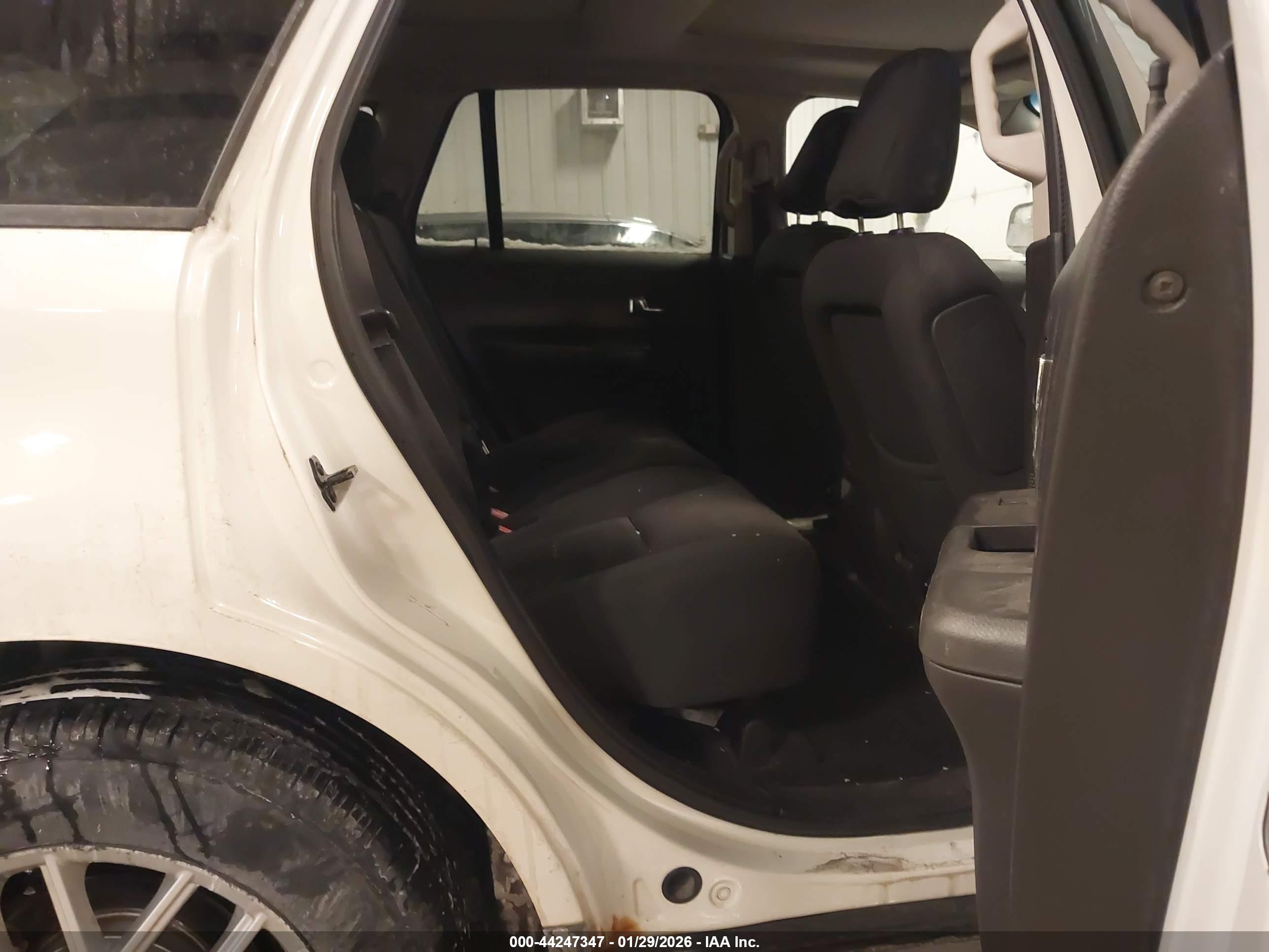 FORD EDGE image 8