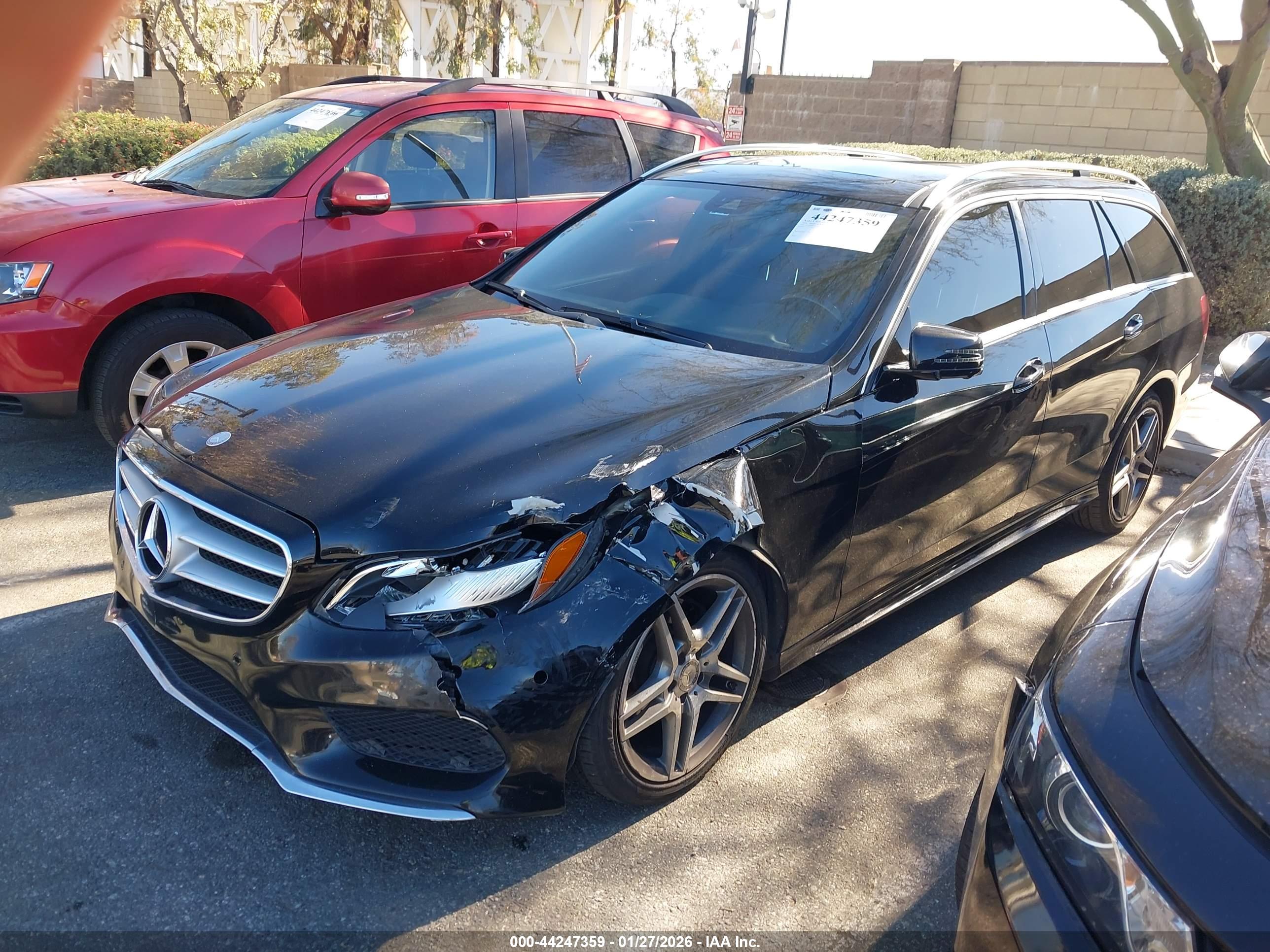MERCEDES-BENZ E image 2