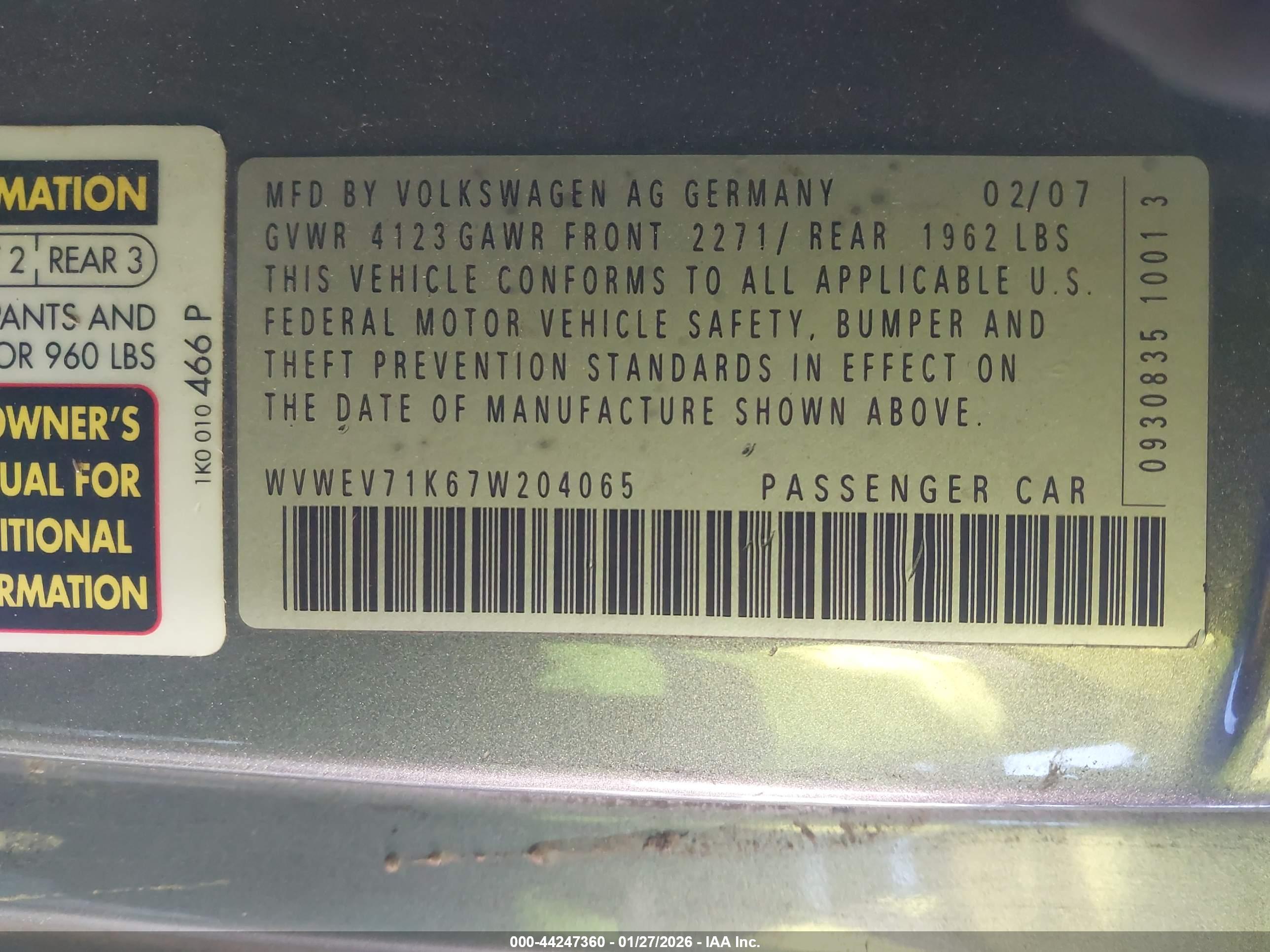 VOLKSWAGEN GTI image 9