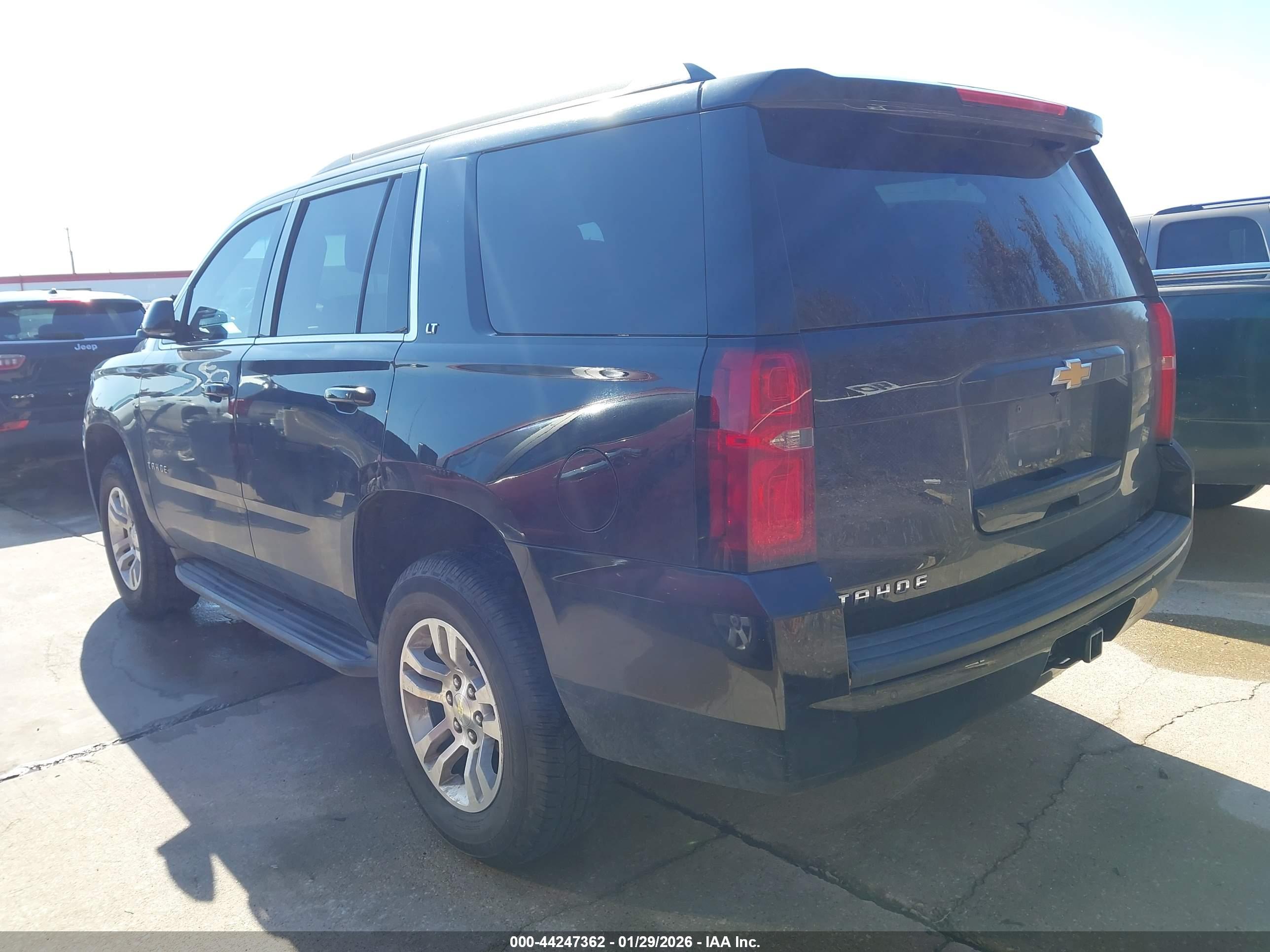 CHEVROLET TAHOE image 3