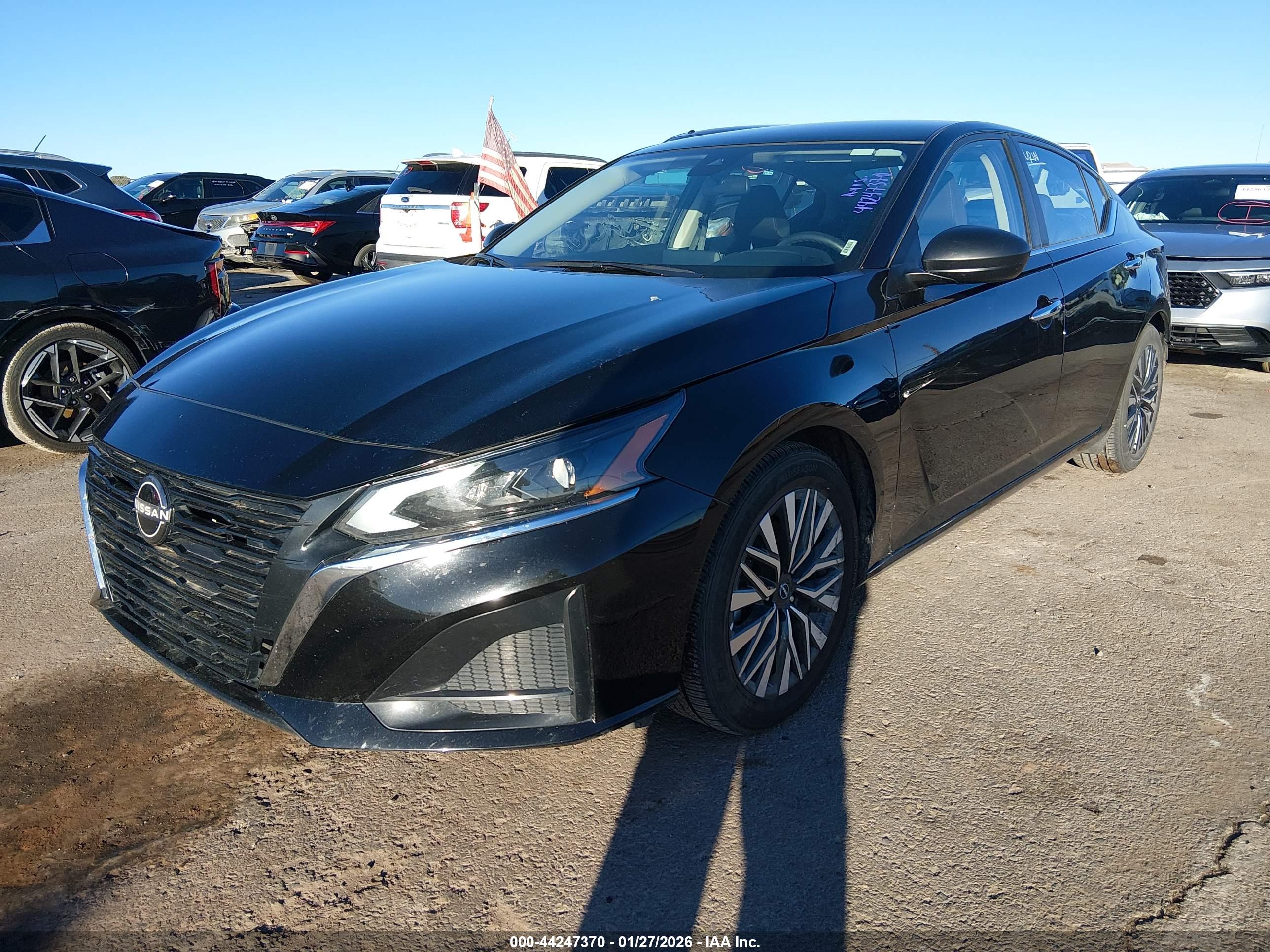 NISSAN ALTIMA image 2