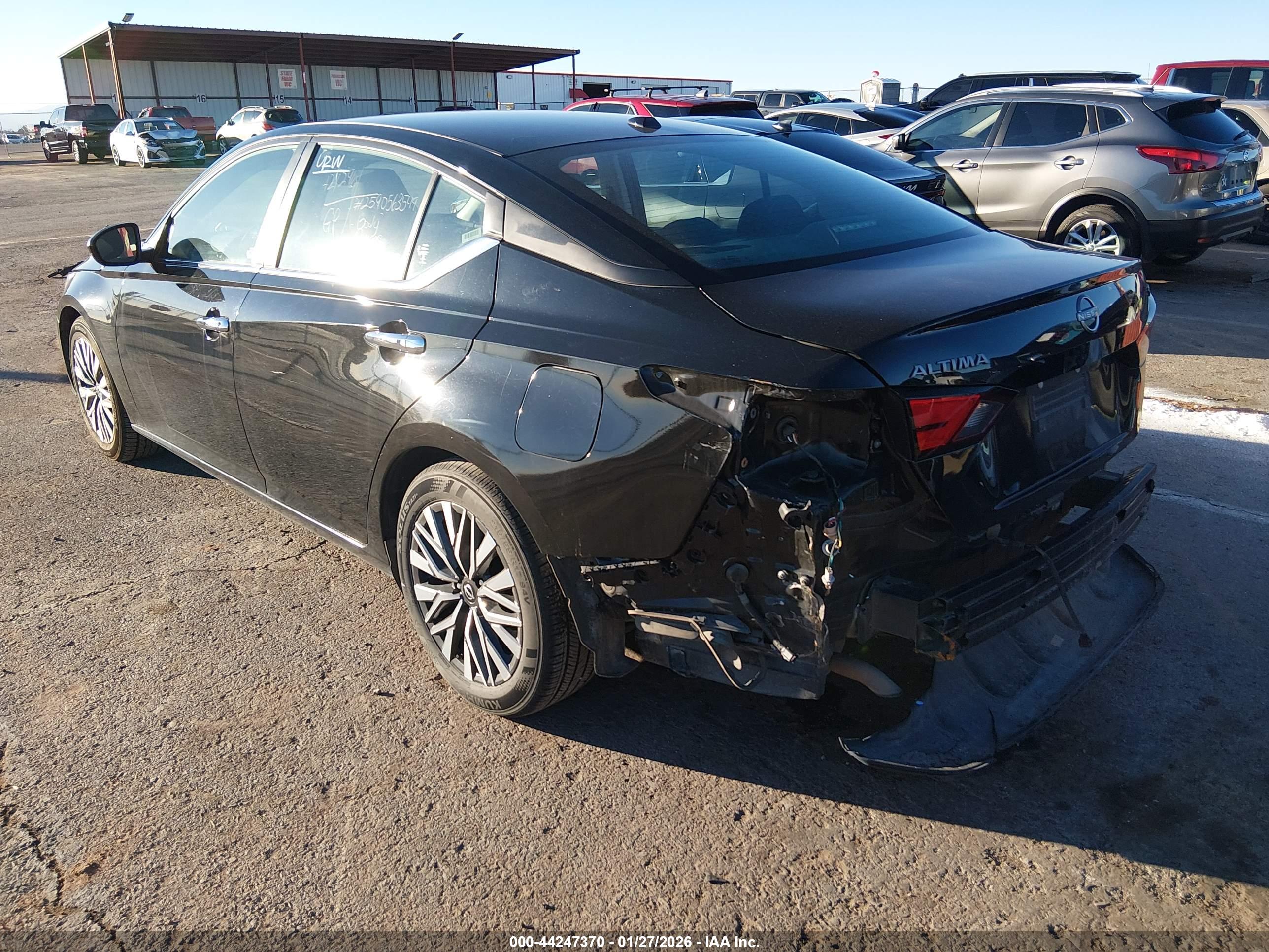 NISSAN ALTIMA image 3