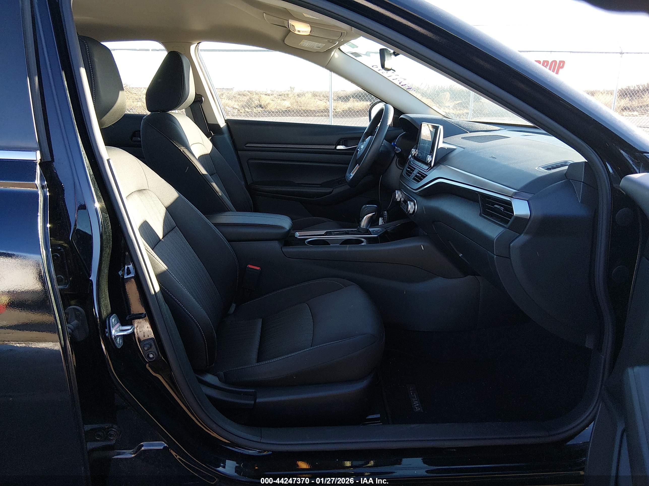 NISSAN ALTIMA image 5